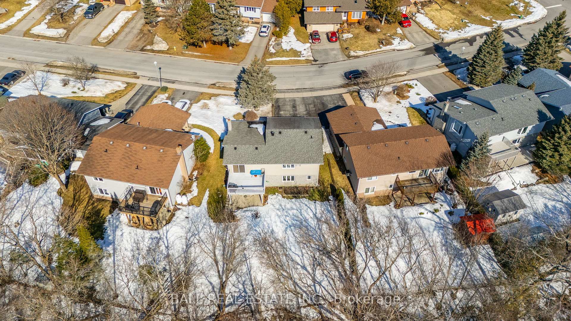 Photo 38 of 12 Cedartree Lane, Kawartha Lakes, Bobcaygeon — HOMEH