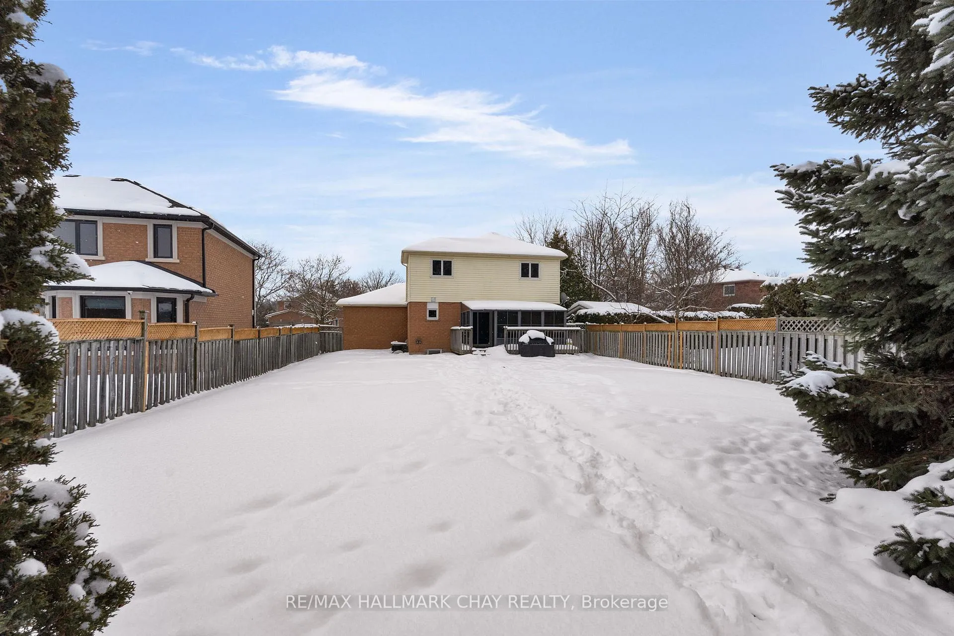 Photo 29 of 20 Daniele Avenue S, New Tecumseth, Beeton — HOMEH