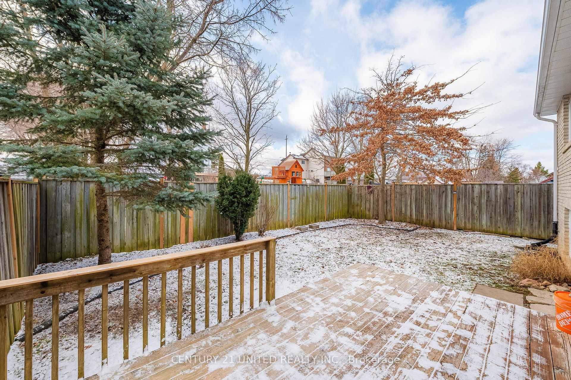 Photo 4 of 499 Cardinal Drive, Peterborough, Ashburnham Ward 4 — HOMEH