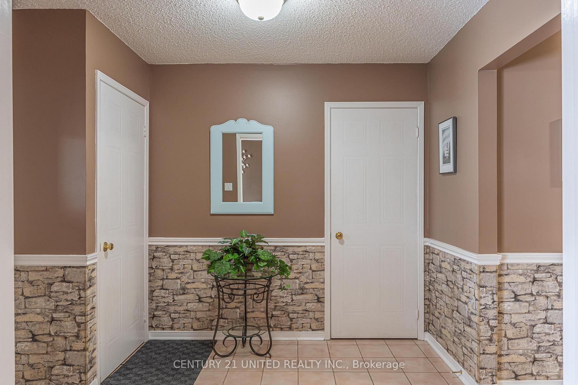 Photo 8 of 499 Cardinal Drive, Peterborough, Ashburnham Ward 4 — HOMEH