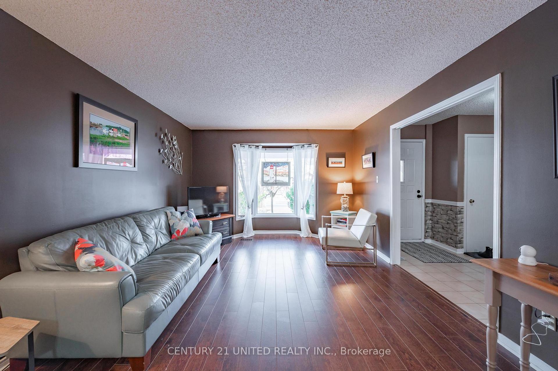Photo 11 of 499 Cardinal Drive, Peterborough, Ashburnham Ward 4 — HOMEH