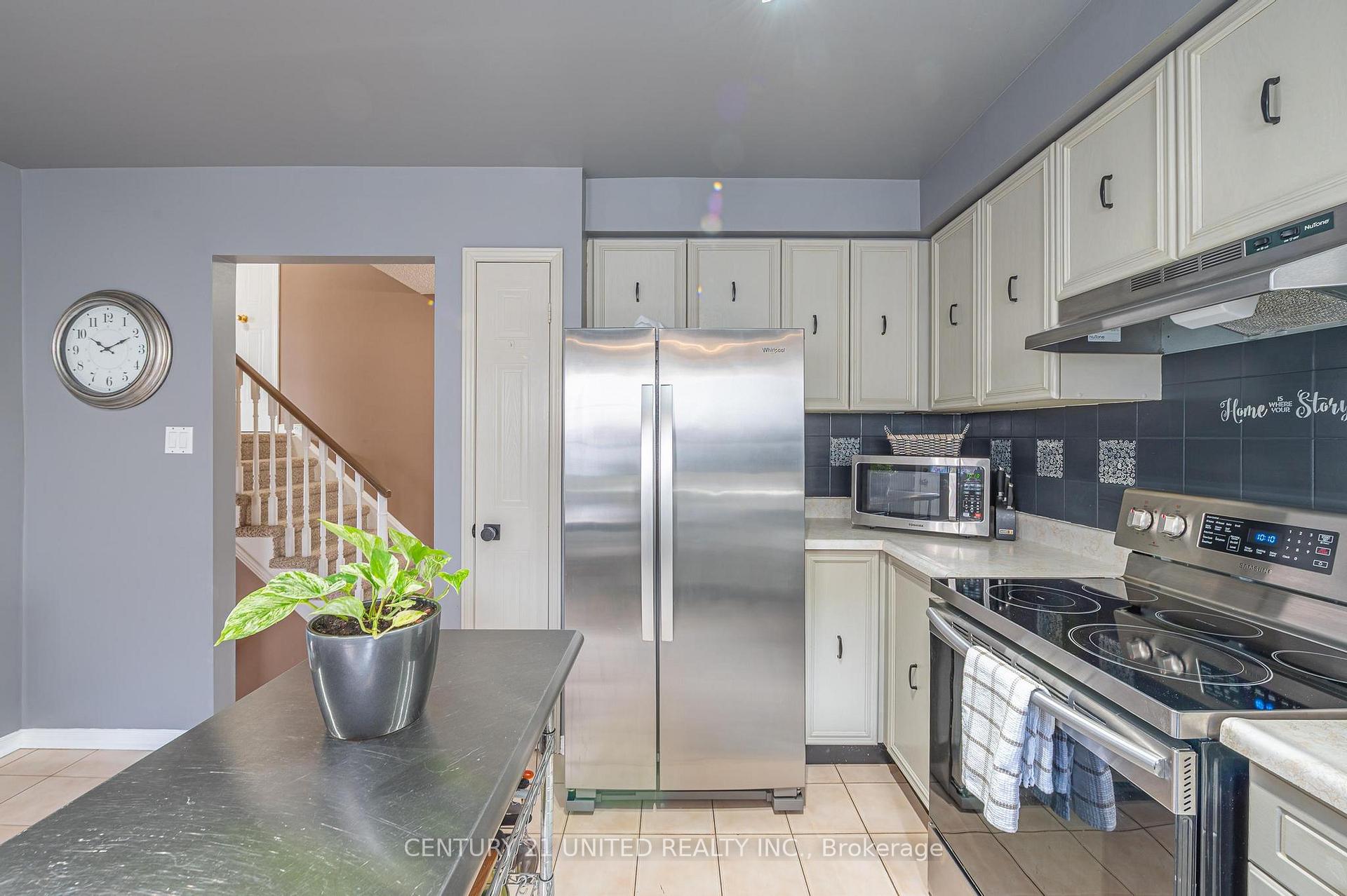 Photo 17 of 499 Cardinal Drive, Peterborough, Ashburnham Ward 4 — HOMEH