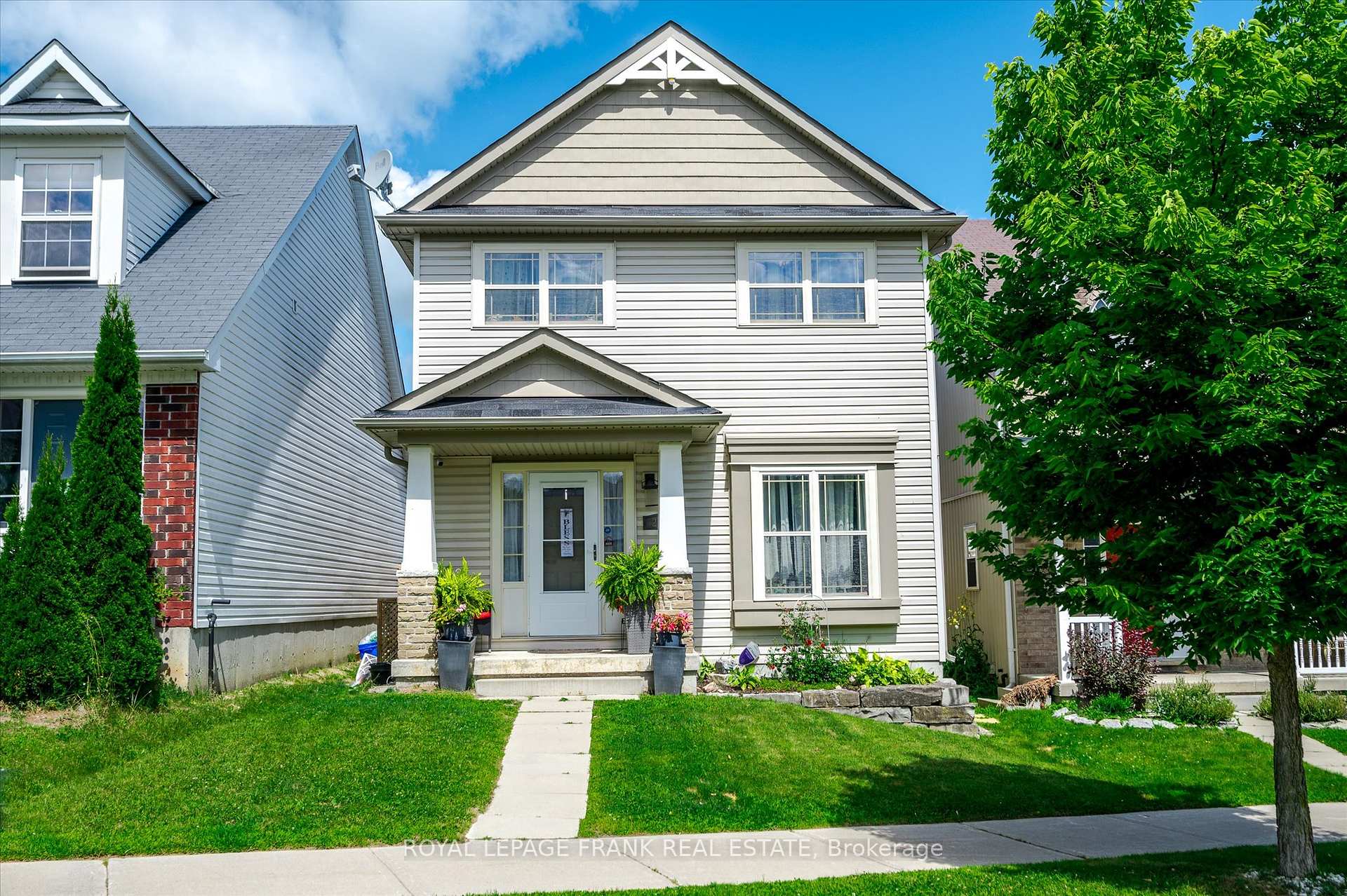 Photo 1 of 263 Bowen Drive, Peterborough, Northcrest Ward 5 — HOMEH