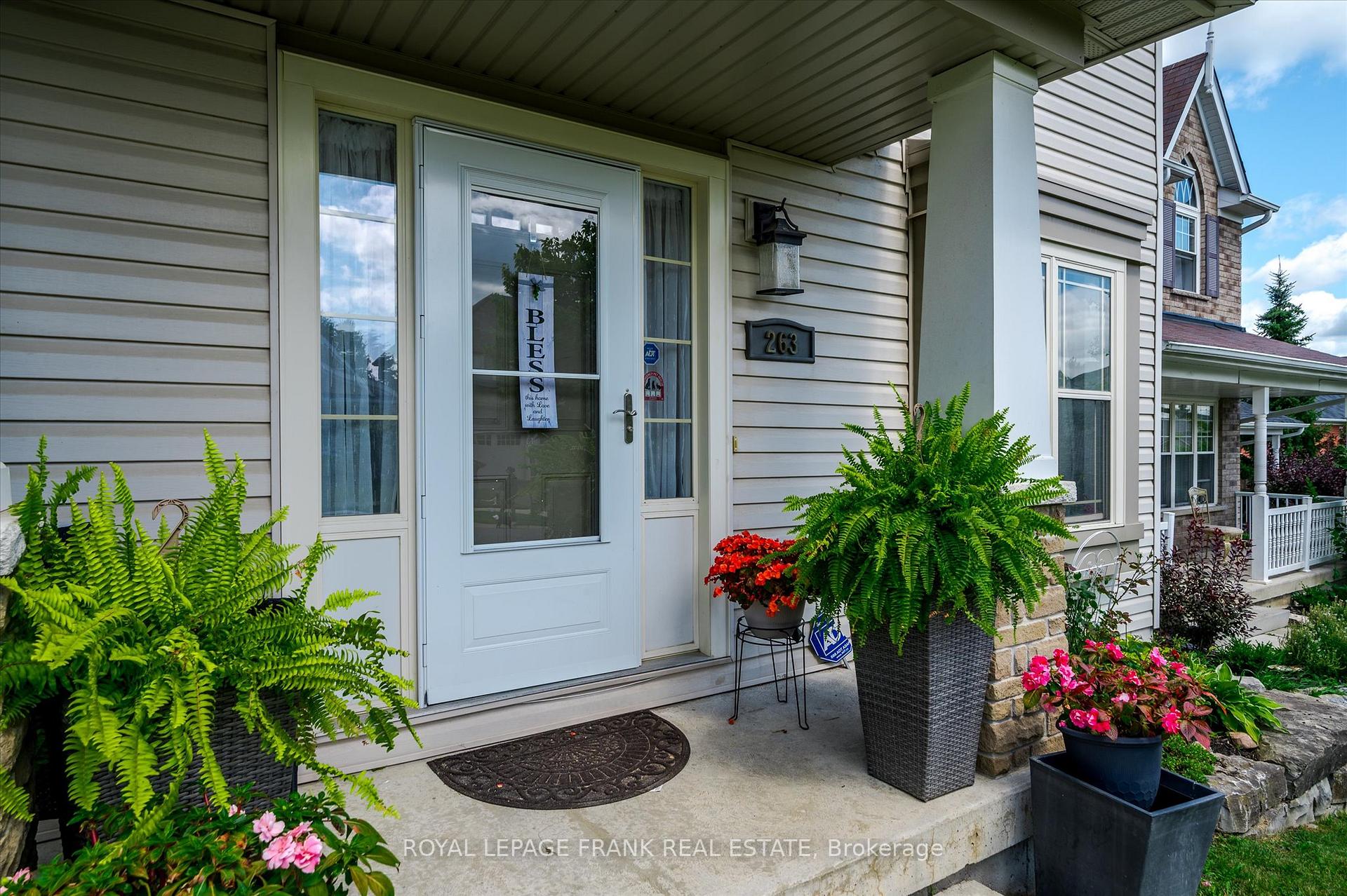 Photo 2 of 263 Bowen Drive, Peterborough, Northcrest Ward 5 — HOMEH