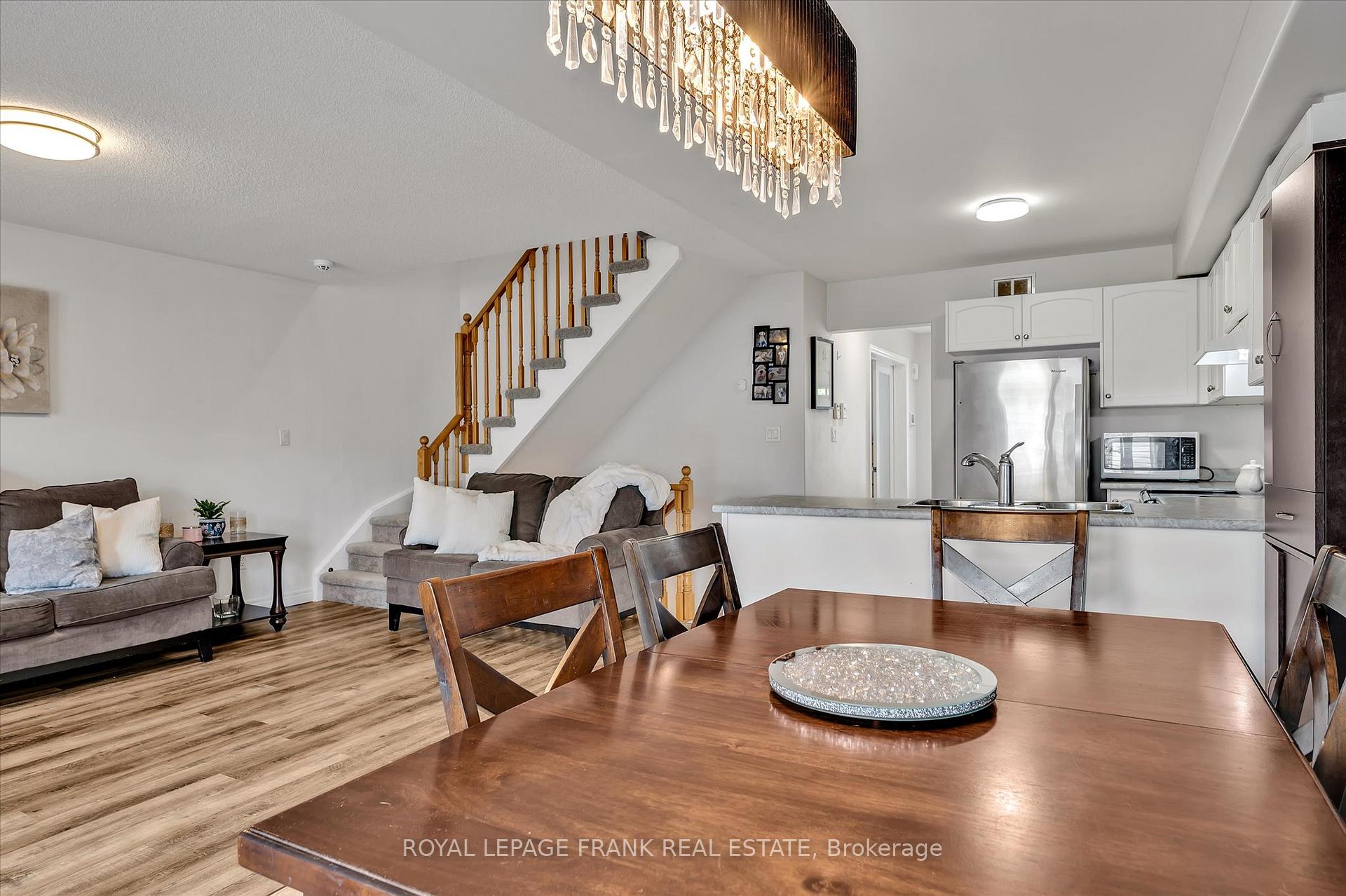 Photo 4 of 263 Bowen Drive, Peterborough, Northcrest Ward 5 — HOMEH