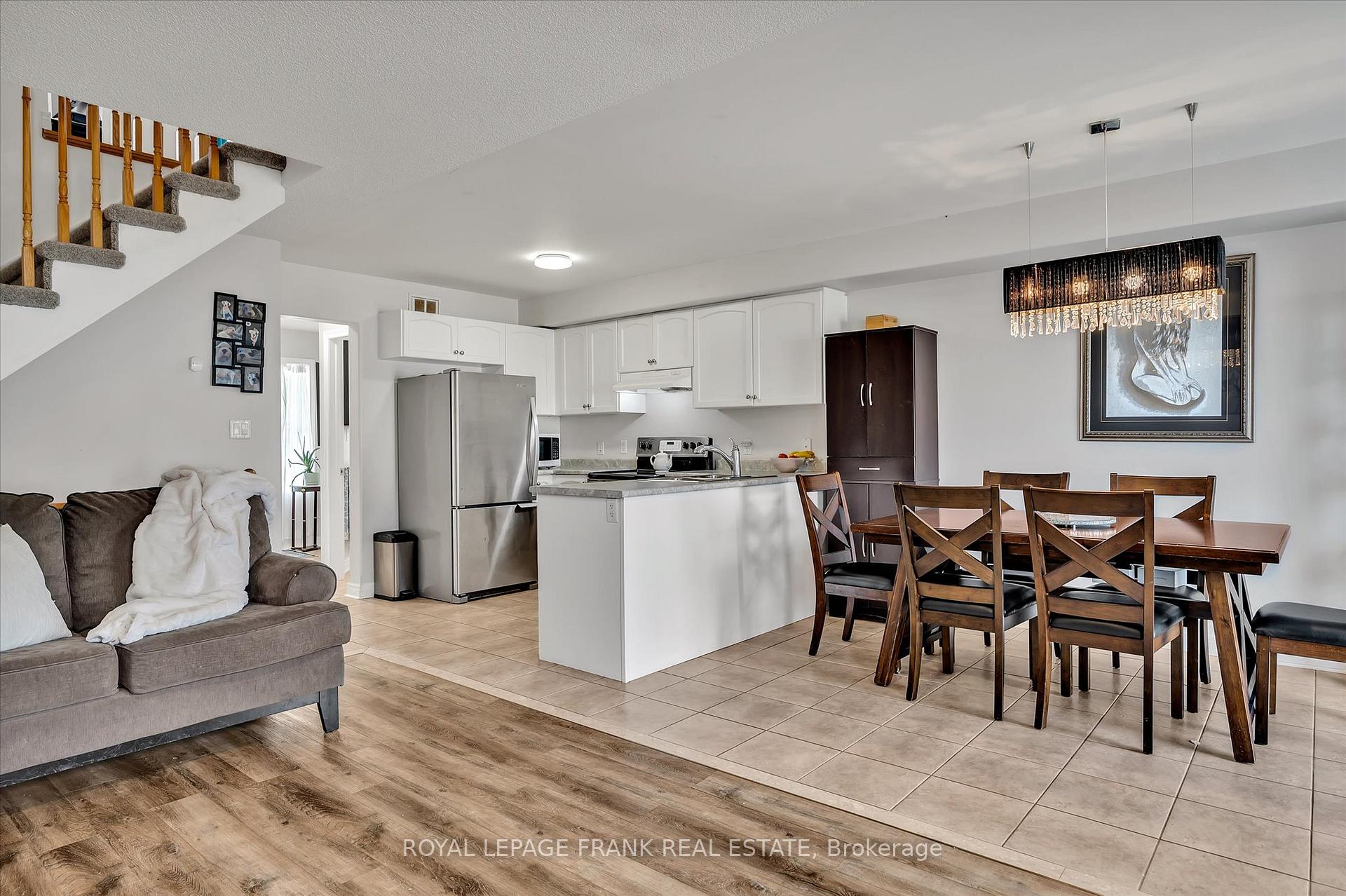 Photo 6 of 263 Bowen Drive, Peterborough, Northcrest Ward 5 — HOMEH