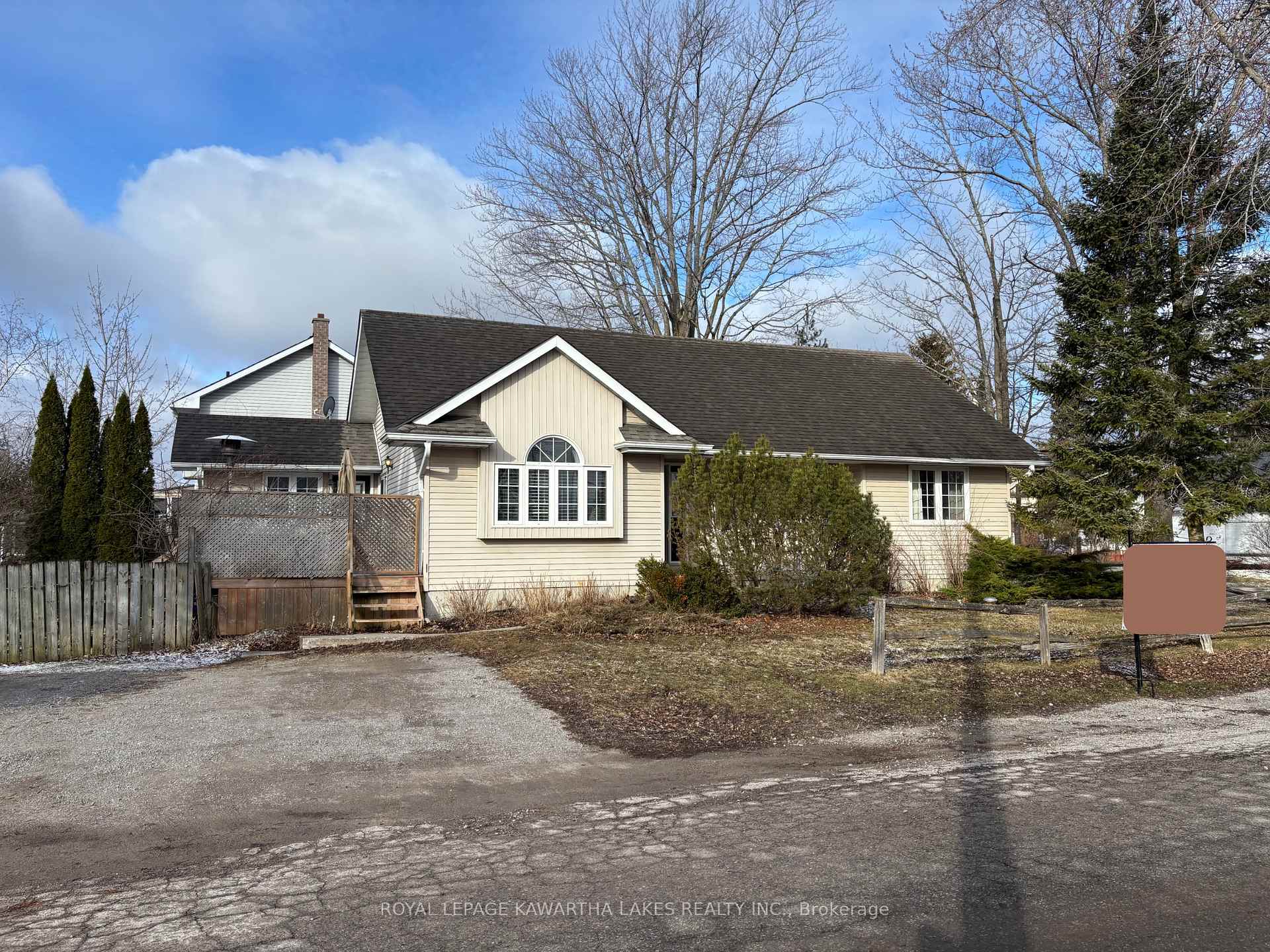 Photo 1 of 12 Mary Street E, Kawartha Lakes, Omemee — HOMEH