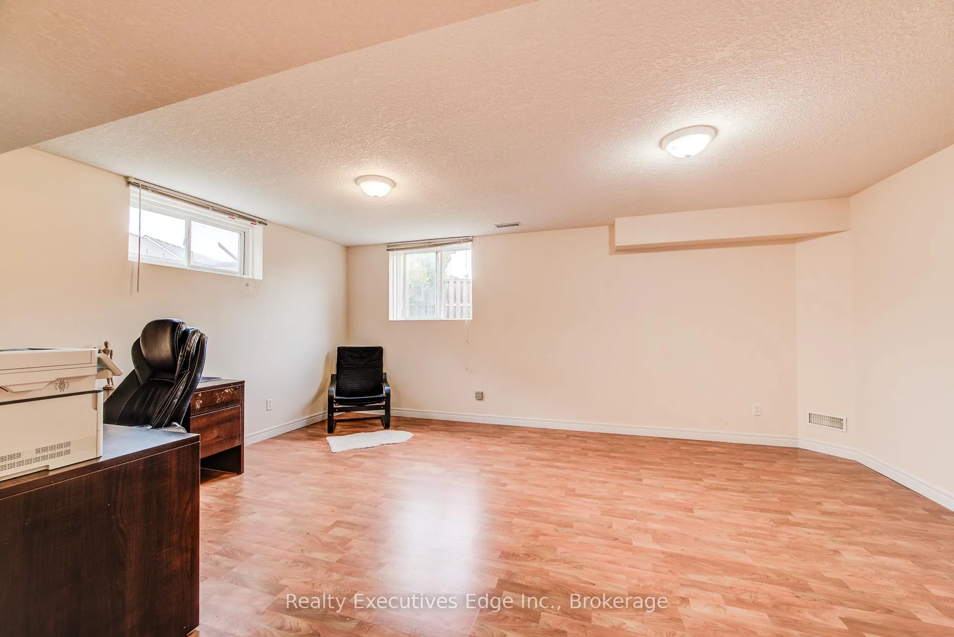 Photo 25 of 46 Clough Crescent, Guelph, Pineridge/Westminster Woods — HOMEH