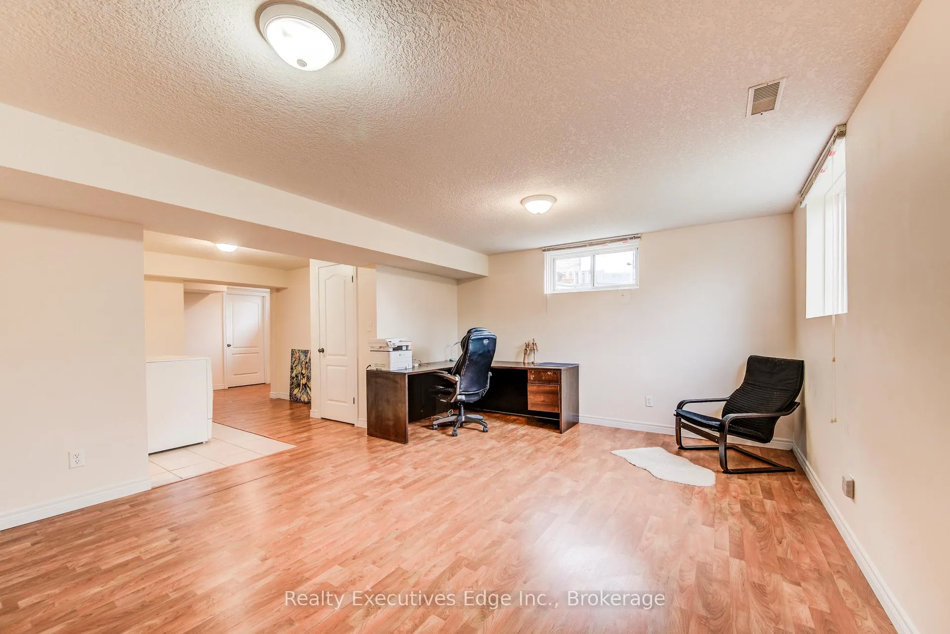 Photo 26 of 46 Clough Crescent, Guelph, Pineridge/Westminster Woods — HOMEH