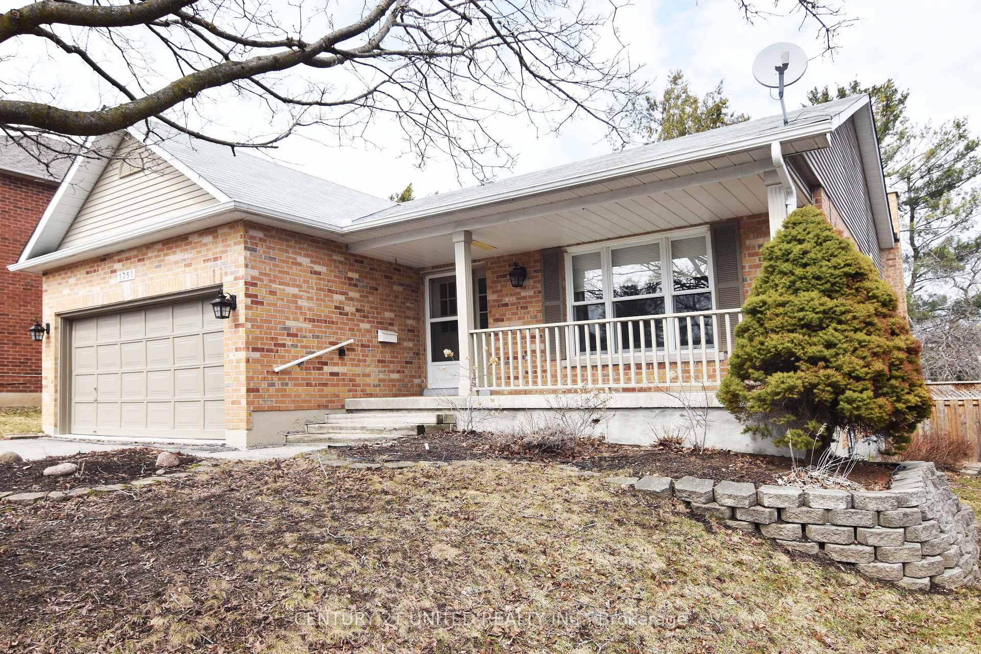 Photo 2 of 1358 Bobolink Court, Peterborough, Monaghan Ward 2 — HOMEH