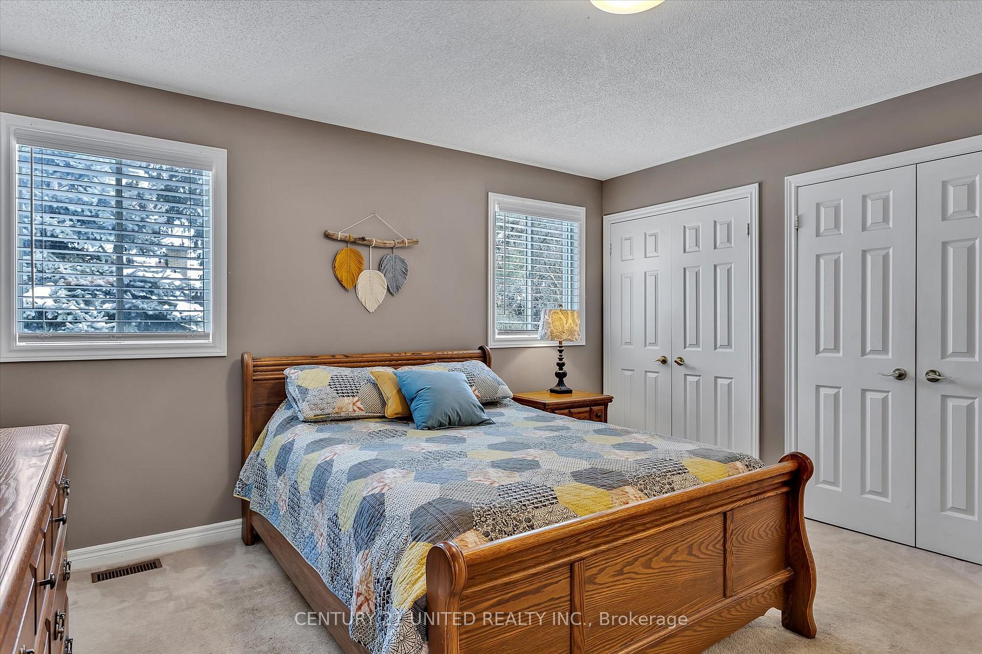 Photo 11 of 1358 Bobolink Court, Peterborough, Monaghan Ward 2 — HOMEH