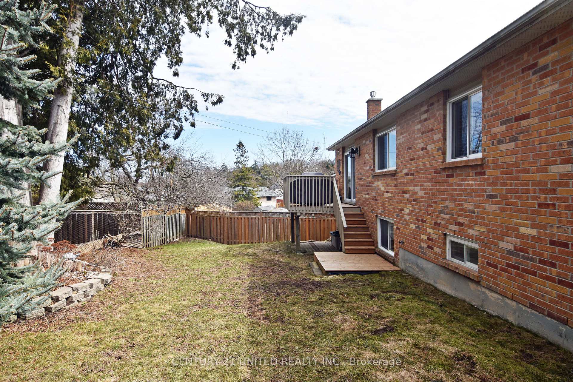 Photo 30 of 1358 Bobolink Court, Peterborough, Monaghan Ward 2 — HOMEH
