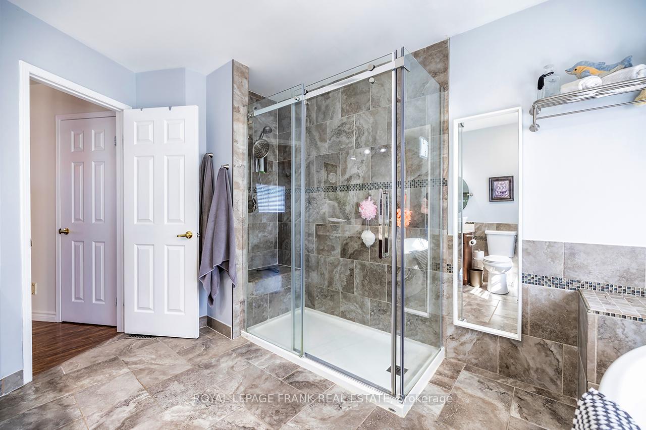 Photo 25 of 1288 Wildlark Drive, Peterborough, Monaghan Ward 2 — HOMEH