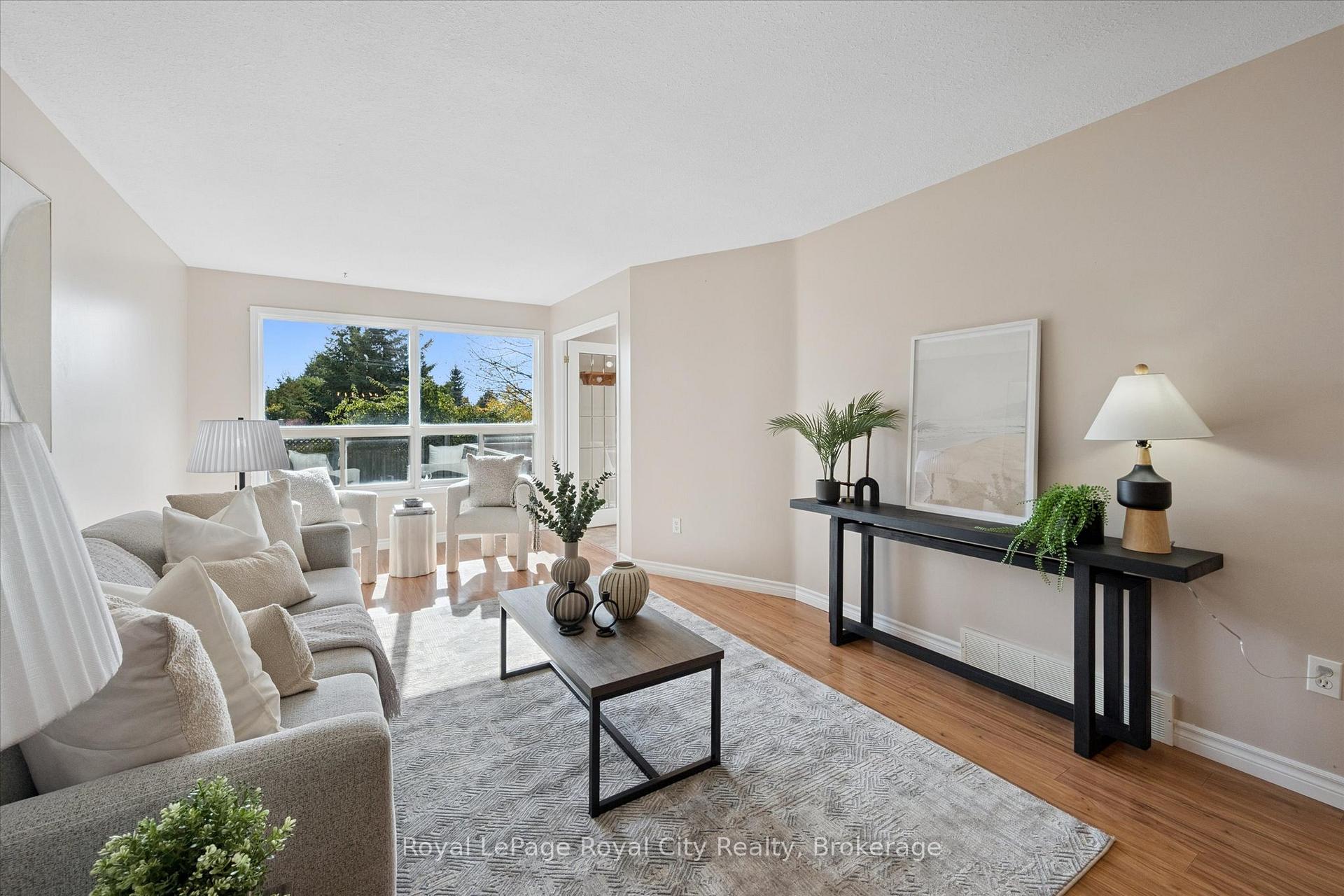 Photo 9 of 547 Grange Road, Guelph, Grange Road — HOMEH
