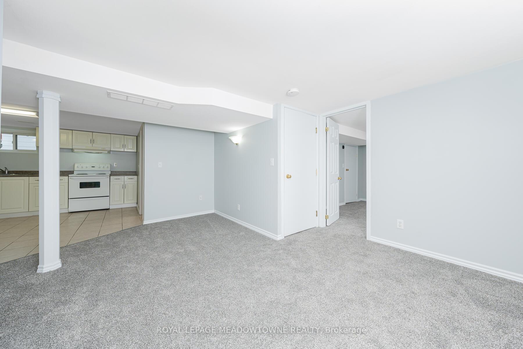 Photo 8 of Unit Unit B, 15 Summit Crescent, Guelph, Exhibition Park — HOMEH