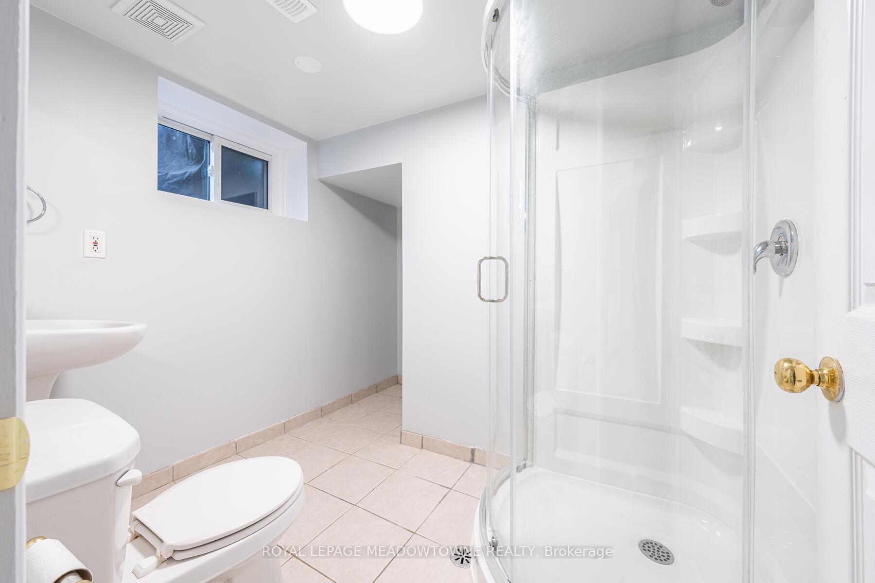 Photo 16 of Unit Unit B, 15 Summit Crescent, Guelph, Exhibition Park — HOMEH