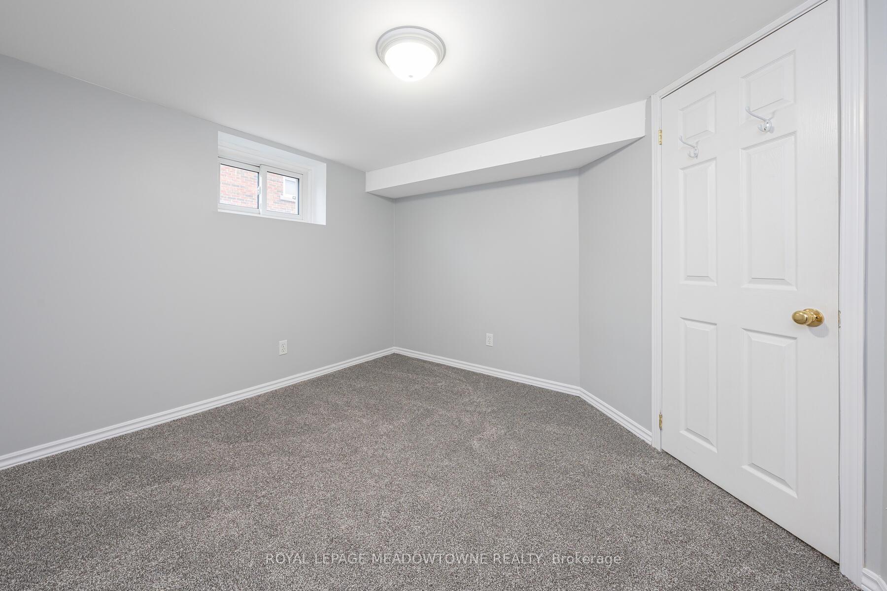 Photo 19 of Unit Unit B, 15 Summit Crescent, Guelph, Exhibition Park — HOMEH