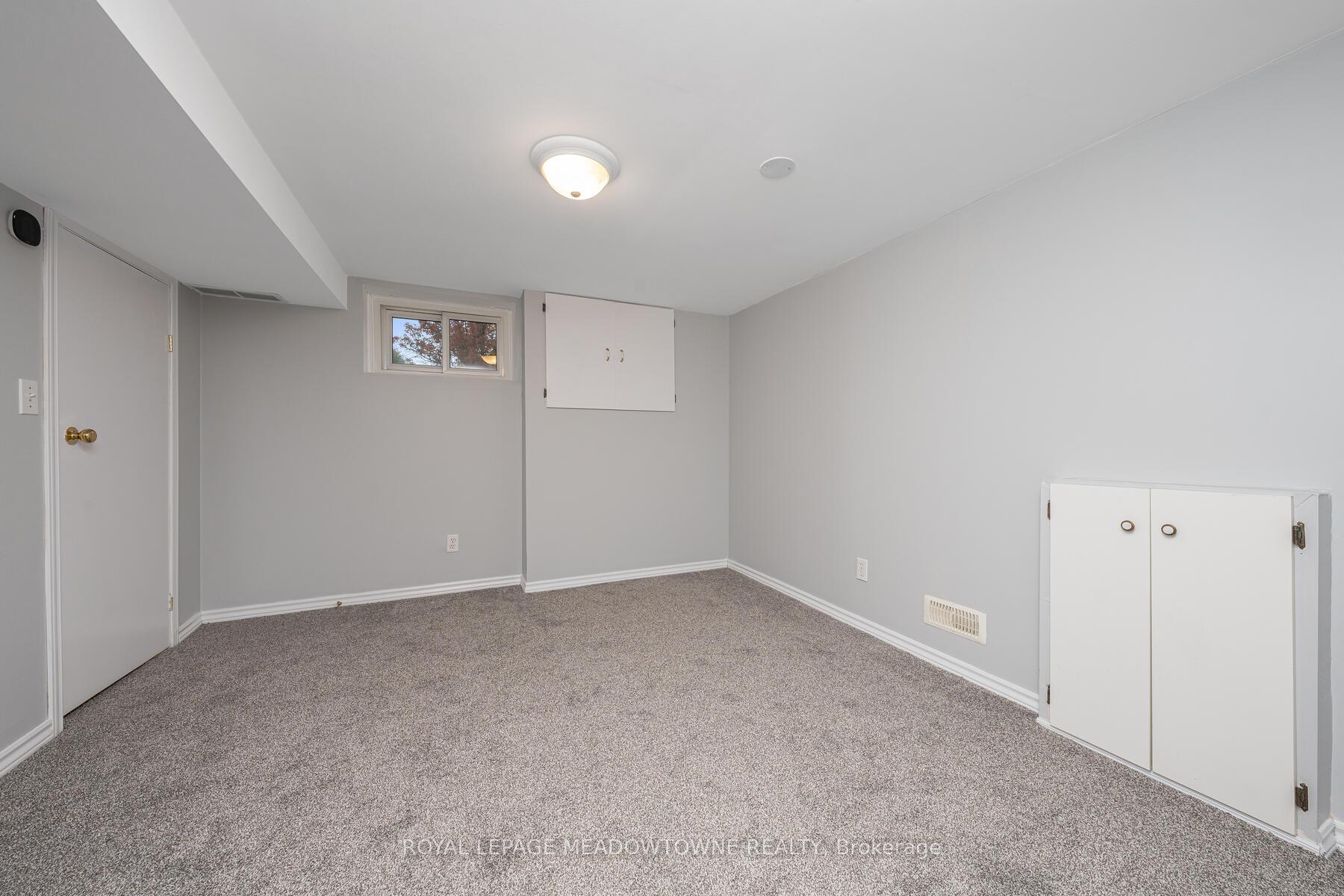 Photo 20 of Unit Unit B, 15 Summit Crescent, Guelph, Exhibition Park — HOMEH
