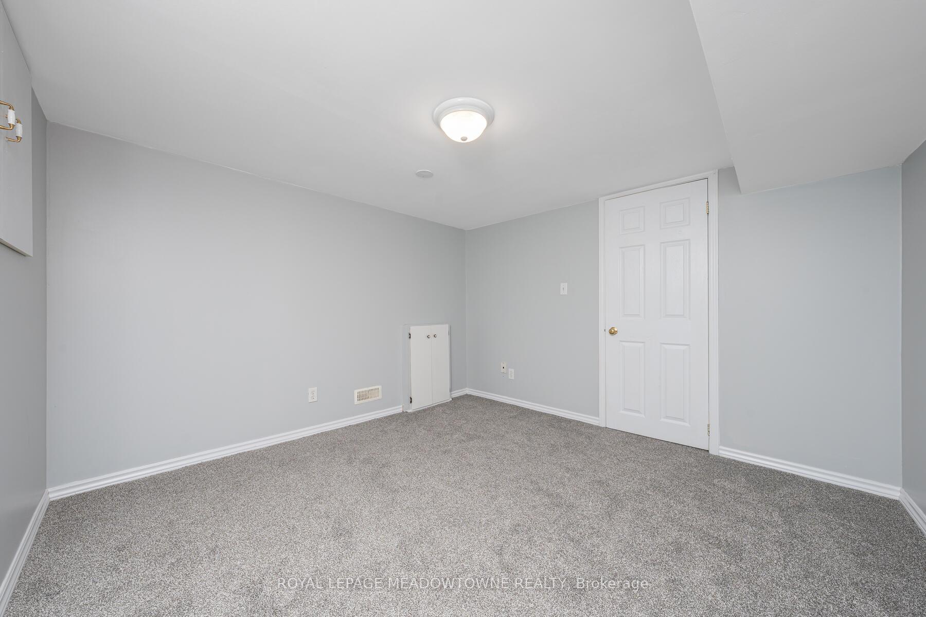 Photo 22 of Unit Unit B, 15 Summit Crescent, Guelph, Exhibition Park — HOMEH
