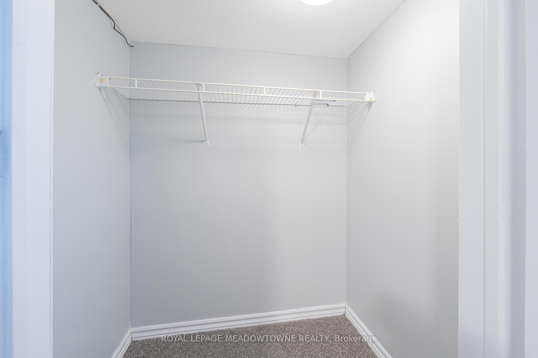 Photo 23 of Unit Unit B, 15 Summit Crescent, Guelph, Exhibition Park — HOMEH