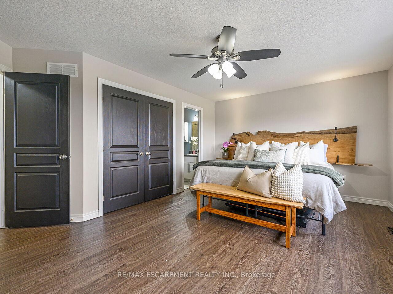 Photo 20 of 385 Murray Street, Grimsby, Grimsby Beach — HOMEH