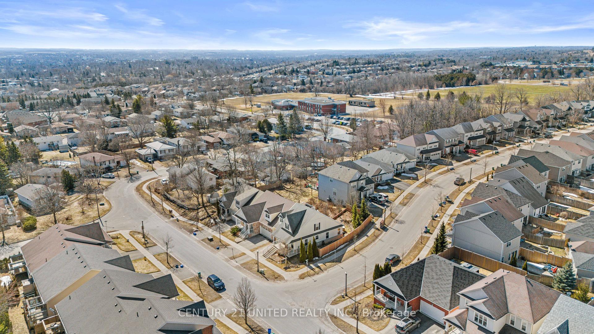 Photo 2 of 109 Bowen Drive, Peterborough, Northcrest Ward 5 — HOMEH