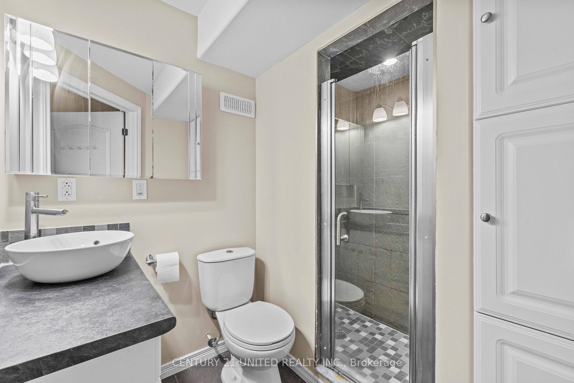 Photo 25 of 109 Bowen Drive, Peterborough, Northcrest Ward 5 — HOMEH