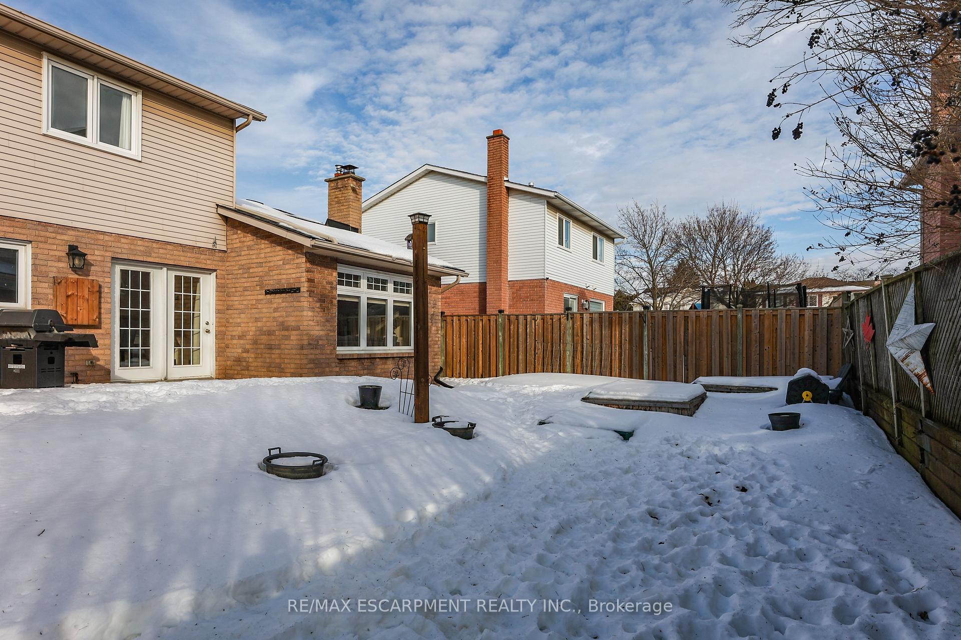 Photo 29 of 3 Farrell Drive, Grimsby, Grimsby West — HOMEH