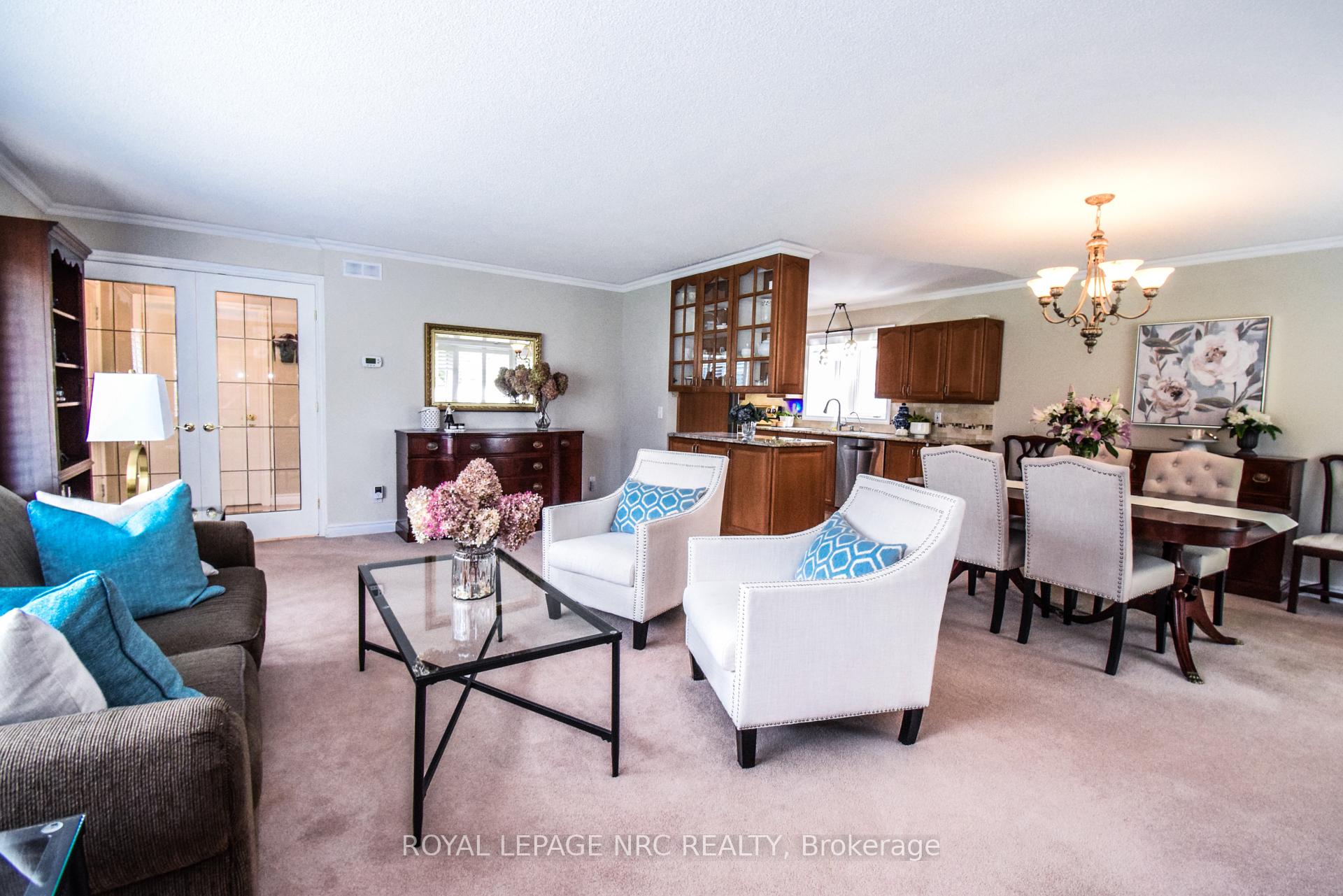 Photo 14 of 15 Burgess Drive, Grimsby, Grimsby East — HOMEH