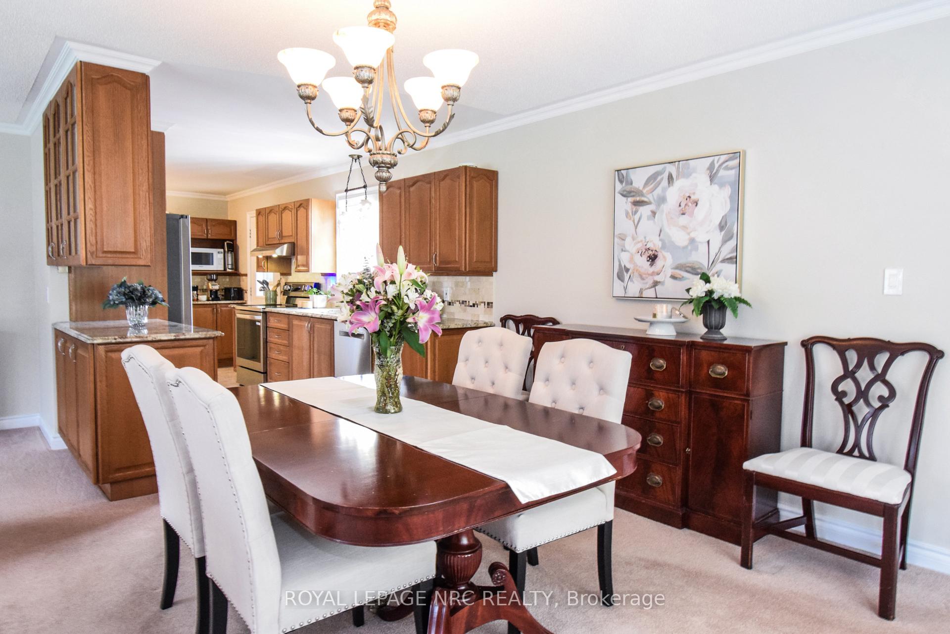 Photo 15 of 15 Burgess Drive, Grimsby, Grimsby East — HOMEH