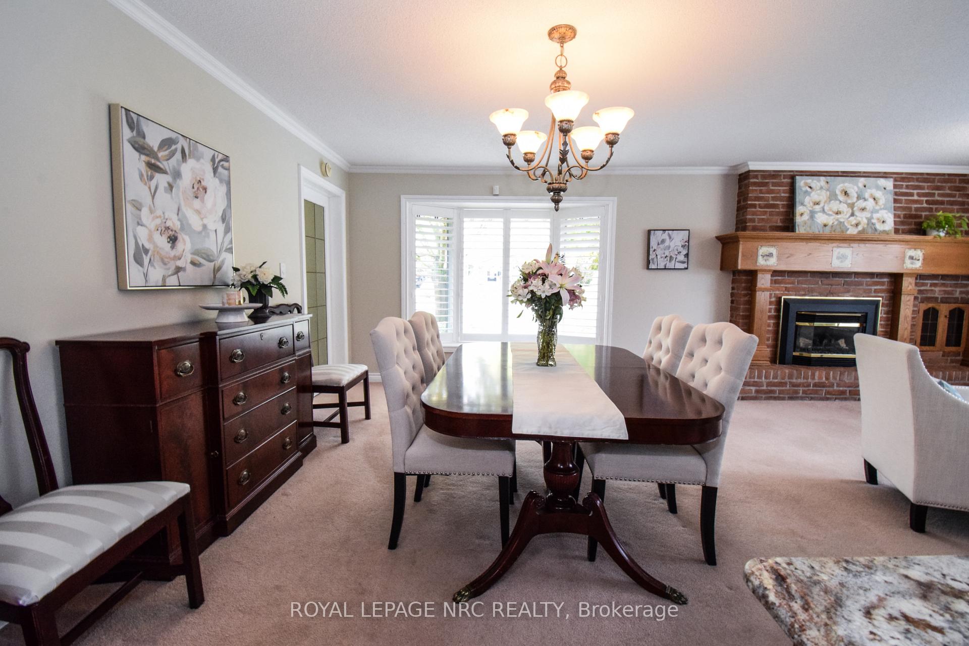Photo 17 of 15 Burgess Drive, Grimsby, Grimsby East — HOMEH