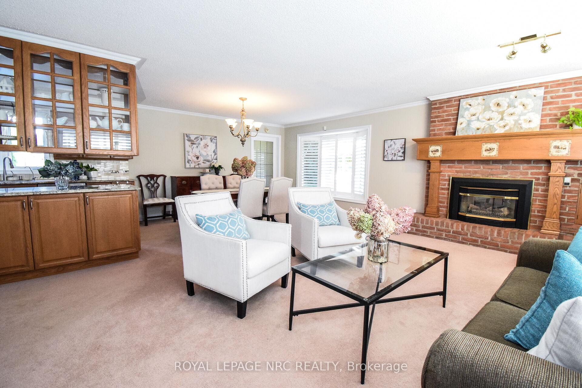 Photo 21 of 15 Burgess Drive, Grimsby, Grimsby East — HOMEH