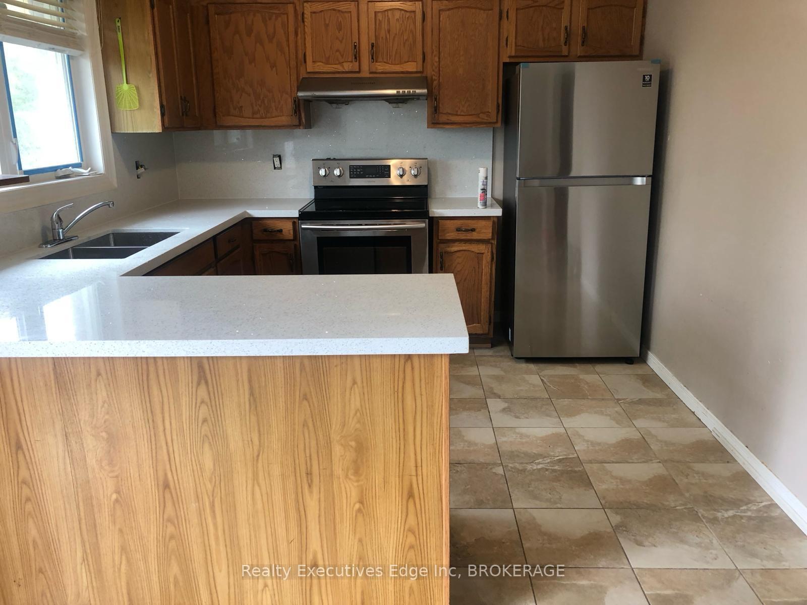 Photo 4 of Unit Main, 177 Inkerman Street, Guelph, Junction/Onward Willow — HOMEH