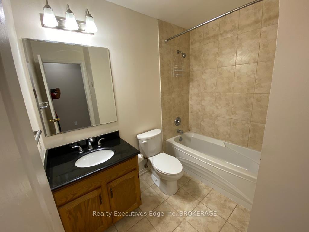 Photo 7 of Unit Main, 177 Inkerman Street, Guelph, Junction/Onward Willow — HOMEH