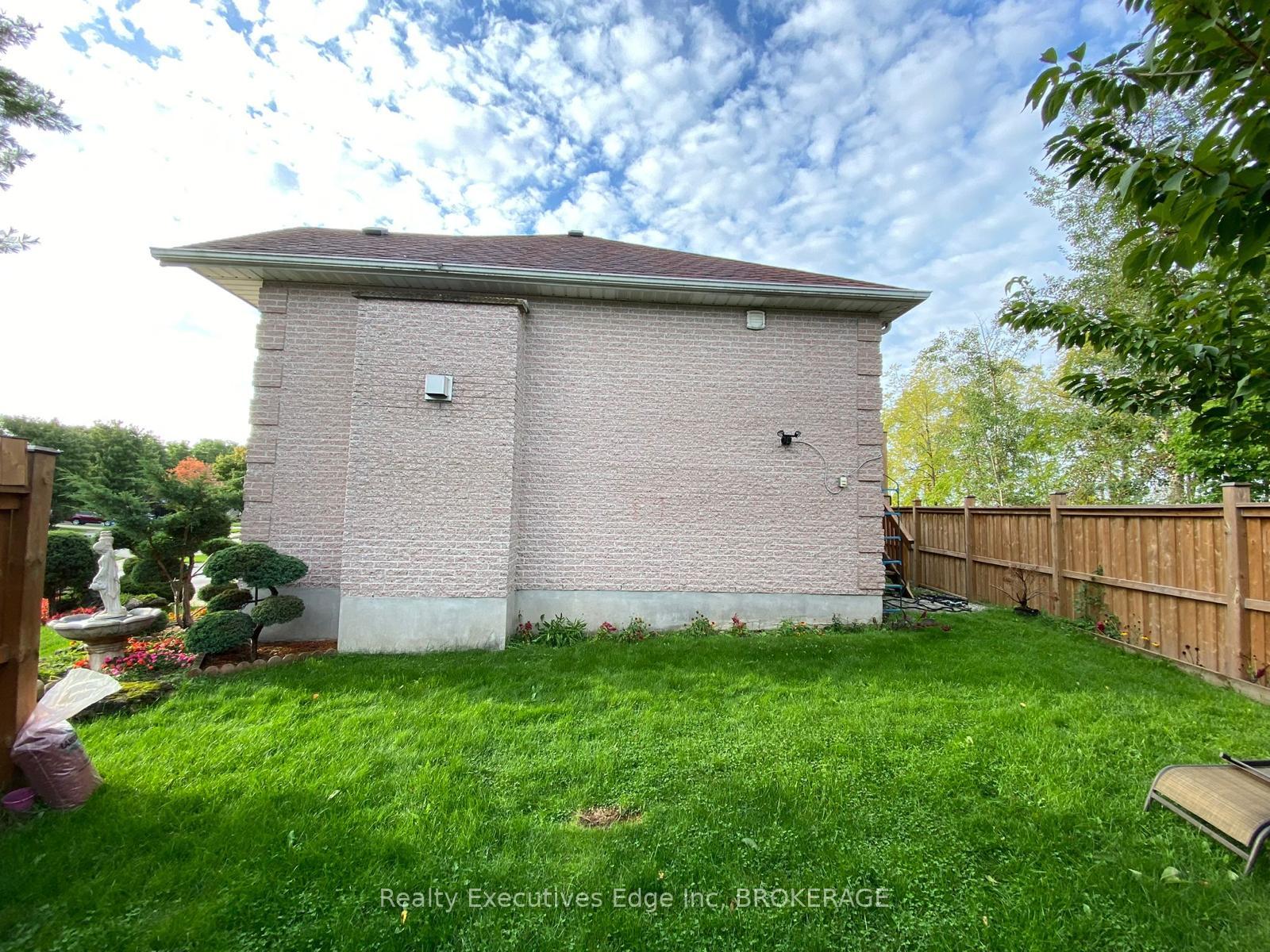 Photo 10 of Unit Main, 177 Inkerman Street, Guelph, Junction/Onward Willow — HOMEH