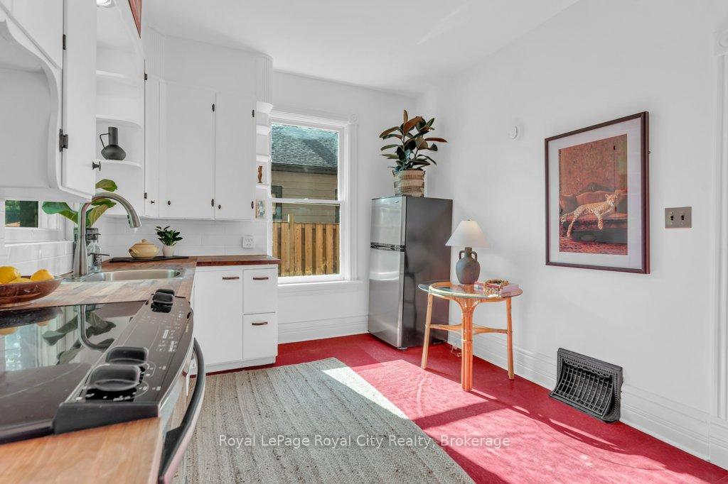 Photo 17 of 45 Toronto Street, Guelph, St. Patrick's Ward — HOMEH