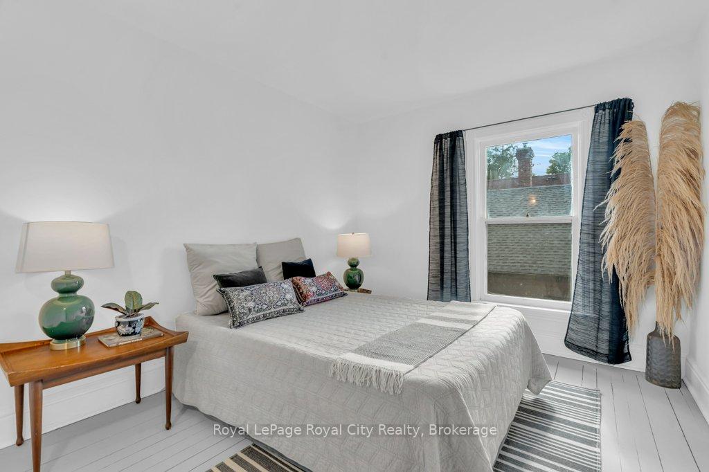 Photo 23 of 45 Toronto Street, Guelph, St. Patrick's Ward — HOMEH