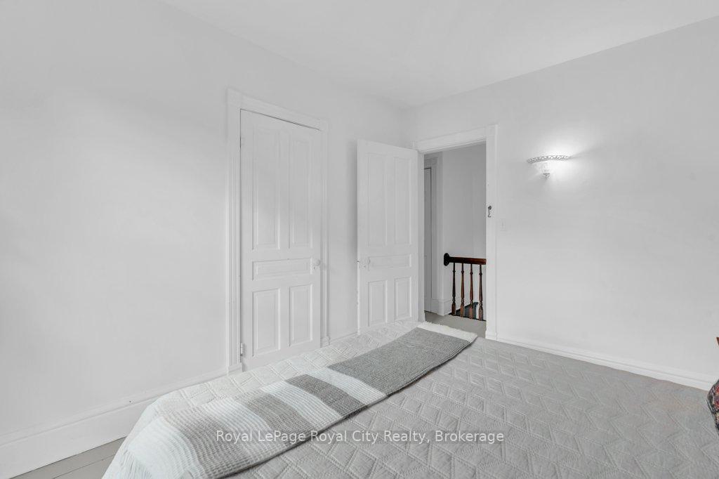 Photo 24 of 45 Toronto Street, Guelph, St. Patrick's Ward — HOMEH