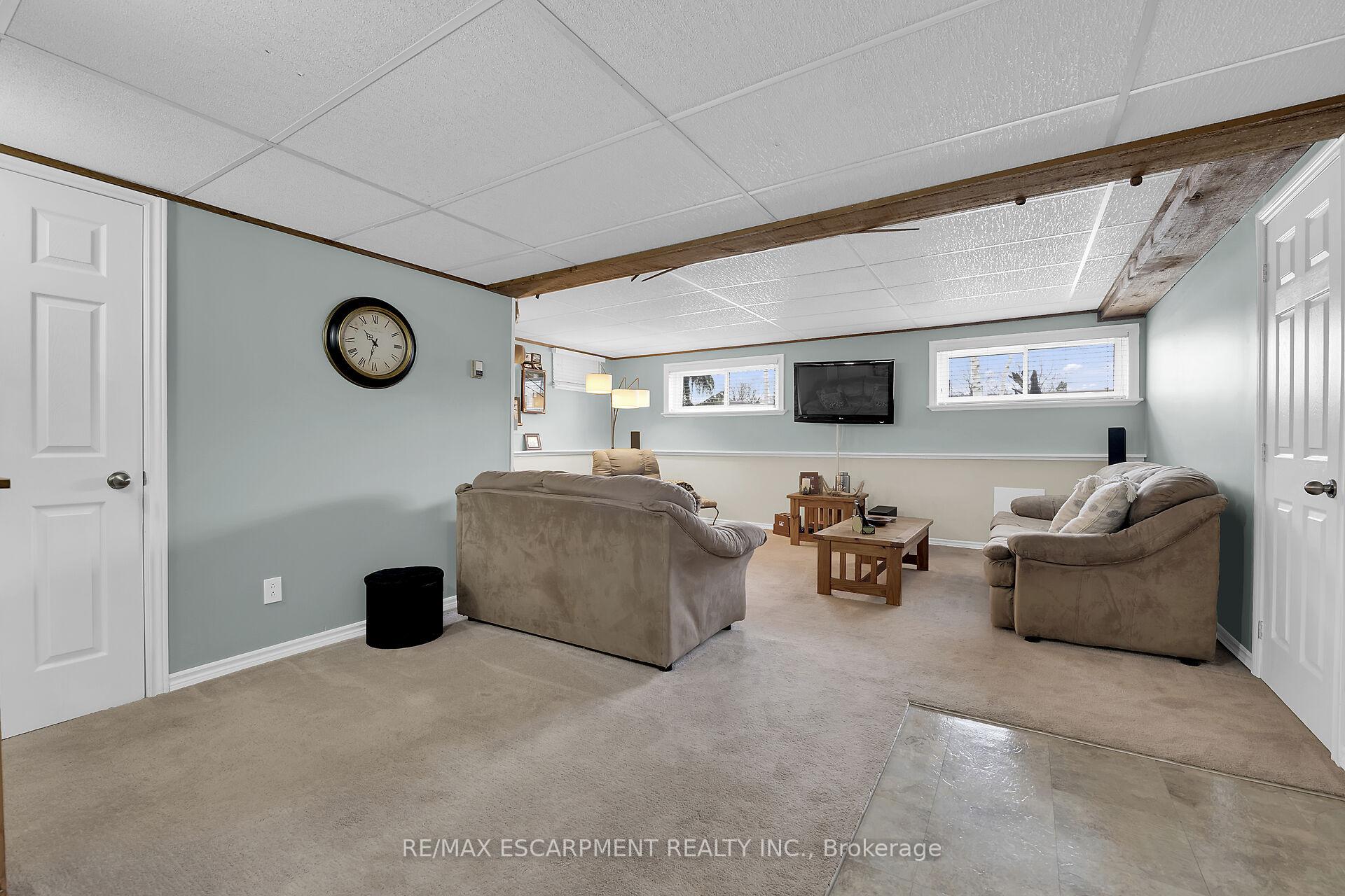 Photo 42 of 10 Almond Gardens, Grimsby, Grimsby Beach — HOMEH