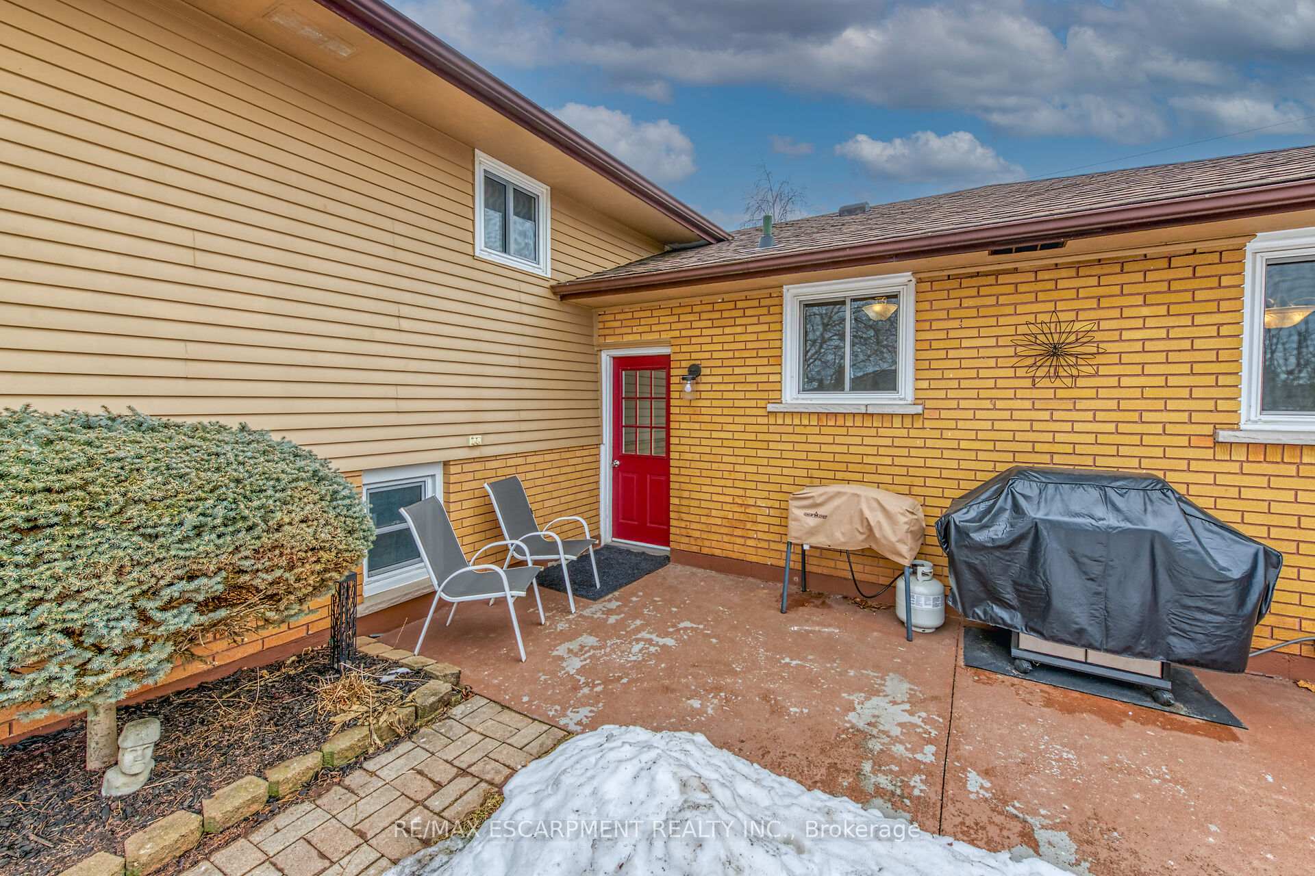 Photo 46 of 10 Almond Gardens, Grimsby, Grimsby Beach — HOMEH