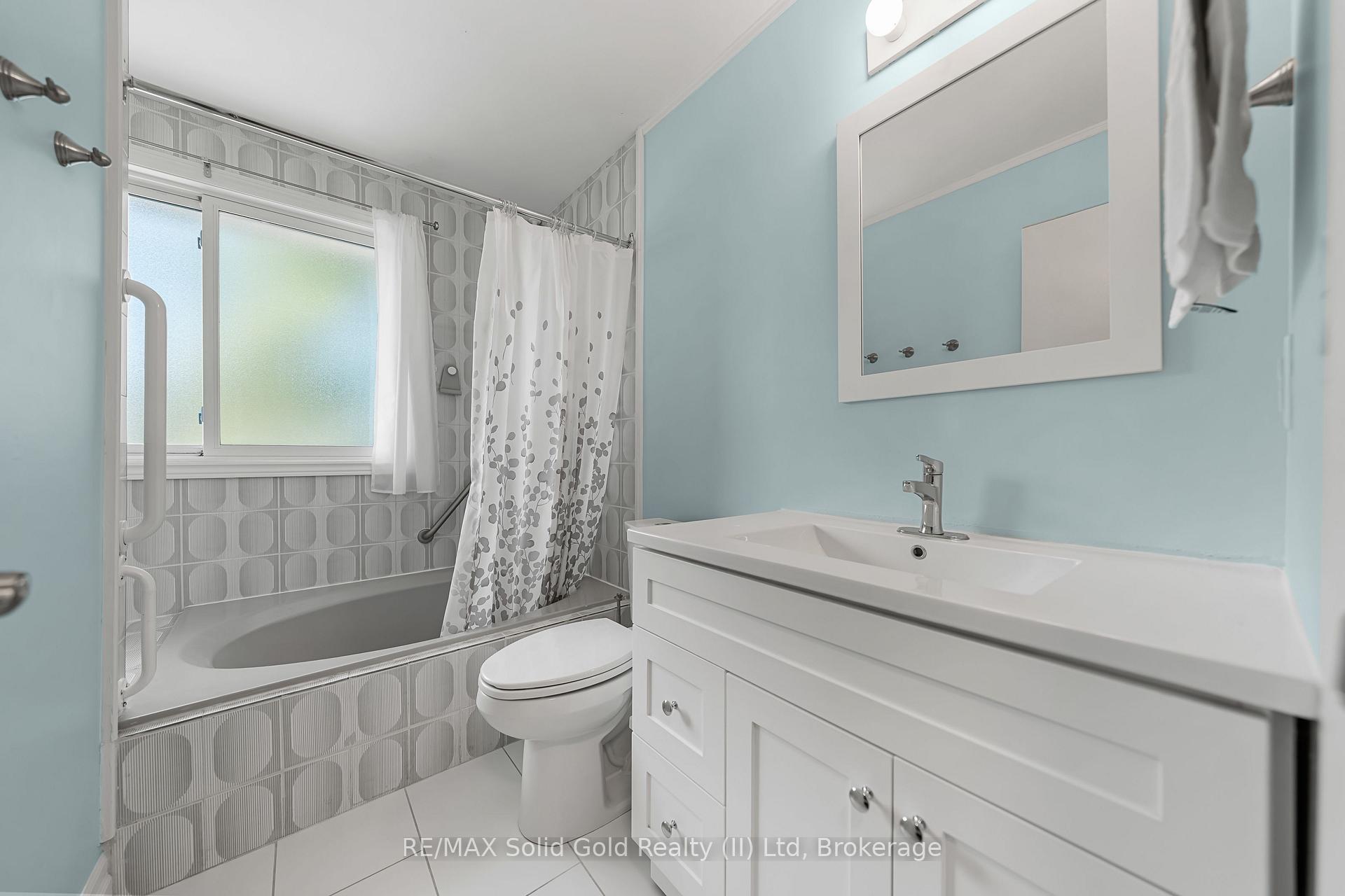 Photo 27 of 37 Thornhill Drive, Guelph, Willow West/Sugarbush/West Acres — HOMEH