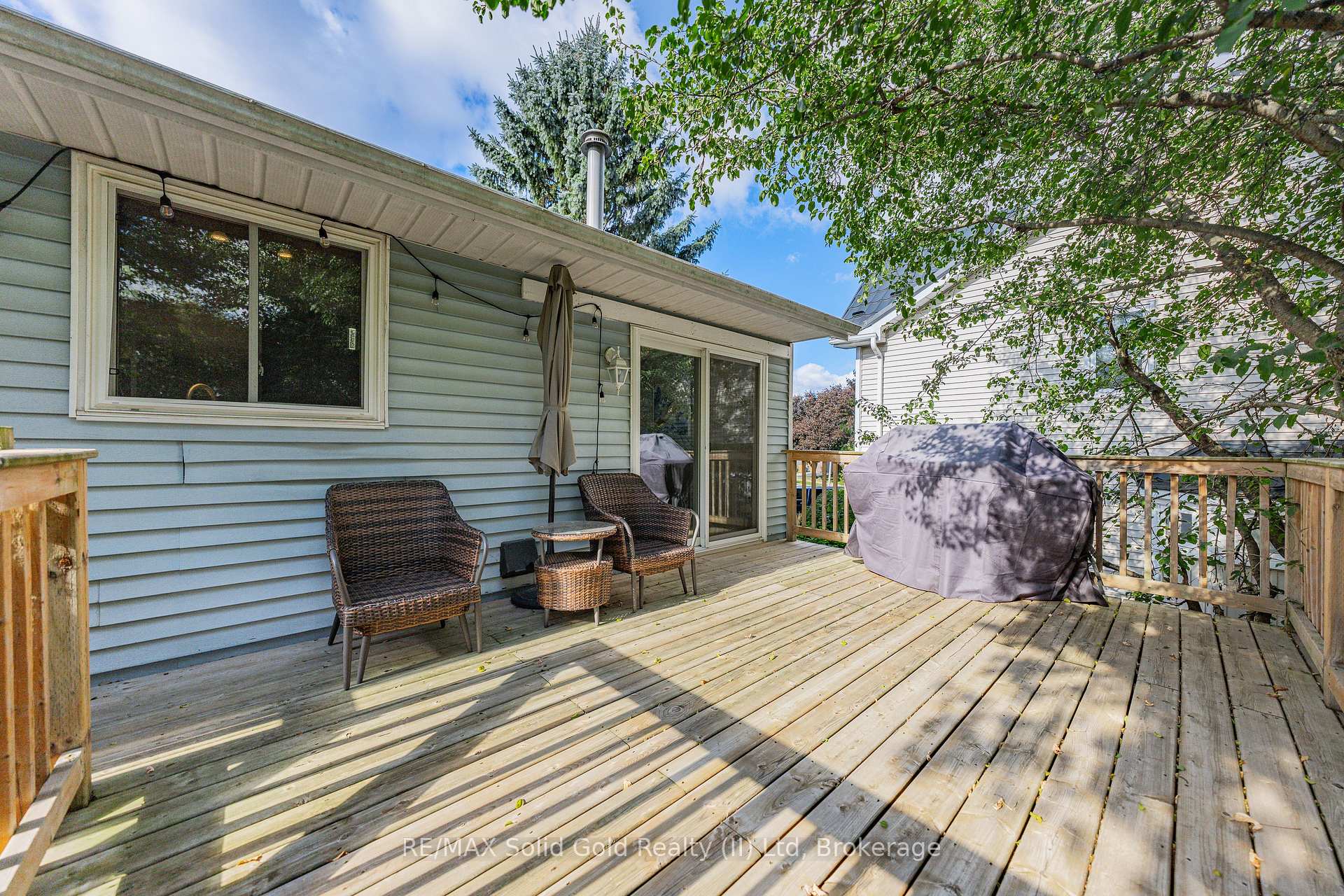 Photo 39 of 37 Thornhill Drive, Guelph, Willow West/Sugarbush/West Acres — HOMEH