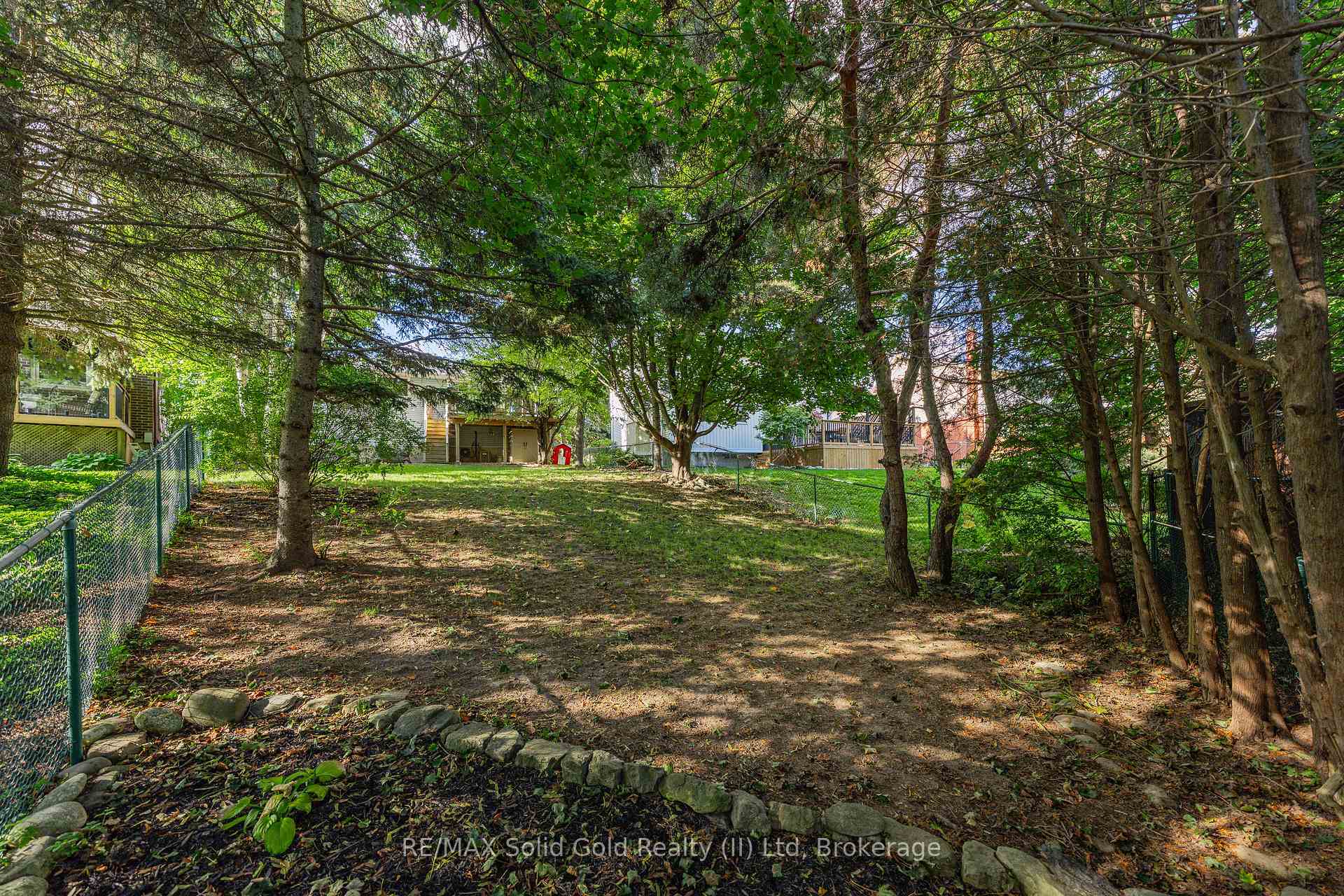 Photo 46 of 37 Thornhill Drive, Guelph, Willow West/Sugarbush/West Acres — HOMEH