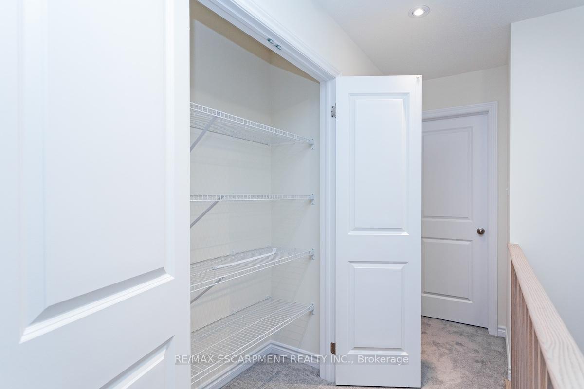 Photo 34 of 31 Jell Street, Guelph, Kortright East — HOMEH