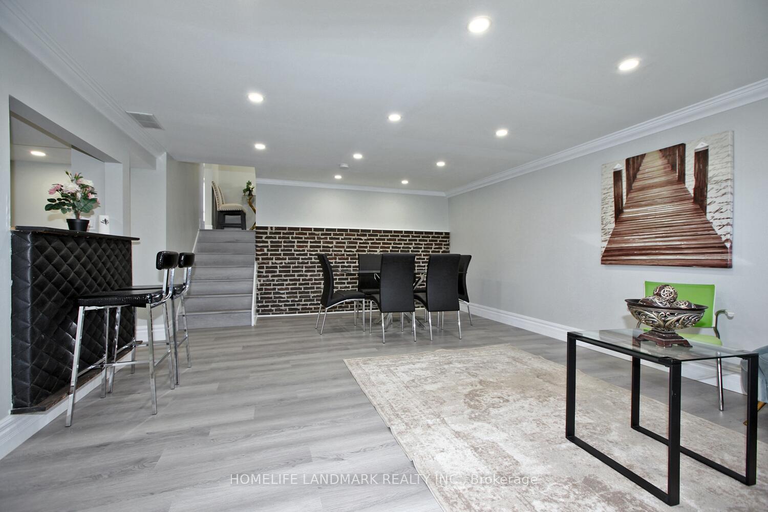 Photo 14 of 45 Lorne Avenue, Grimsby, Grimsby Beach — HOMEH