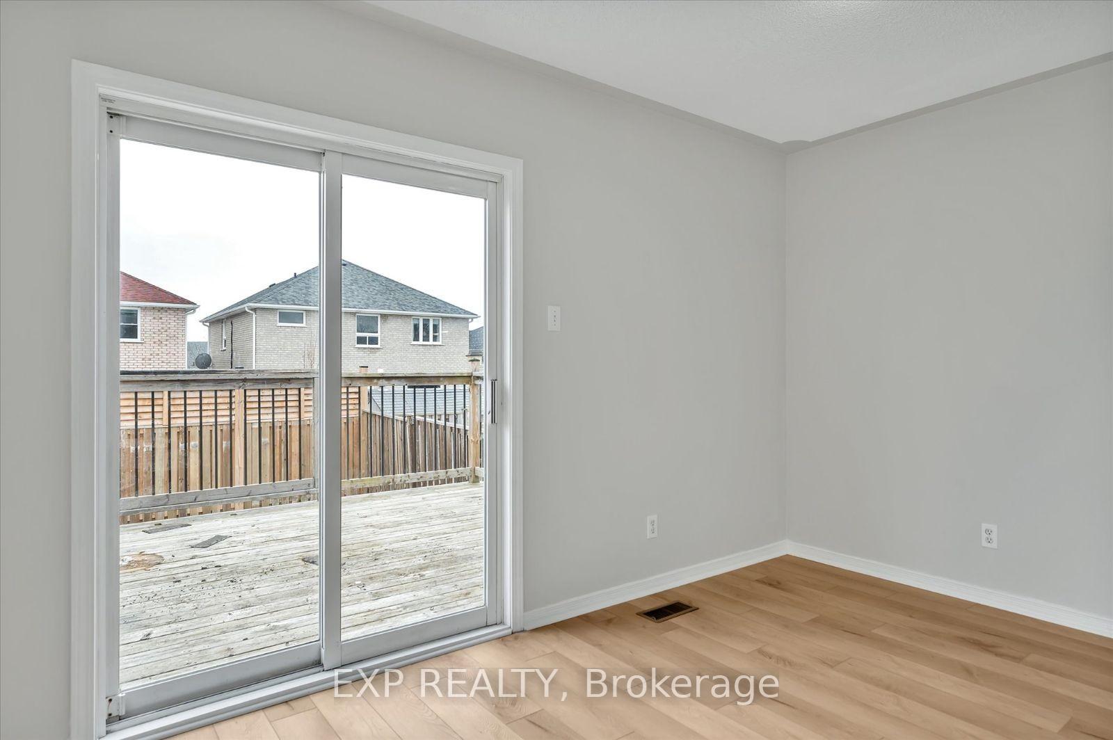 Photo 12 of 19 Parcells Crescent, Peterborough, Otonabee Ward 1 — HOMEH