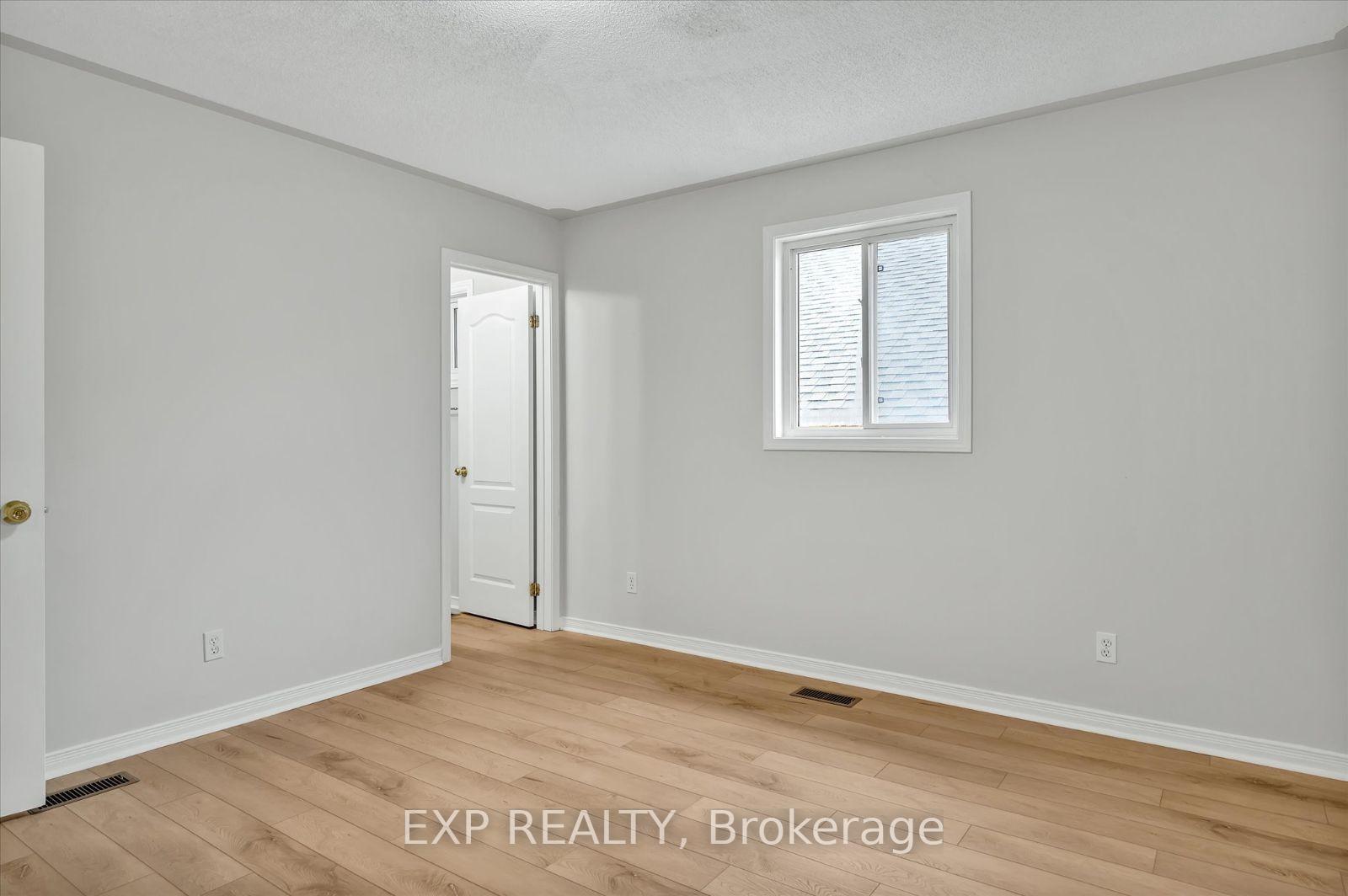 Photo 17 of 19 Parcells Crescent, Peterborough, Otonabee Ward 1 — HOMEH