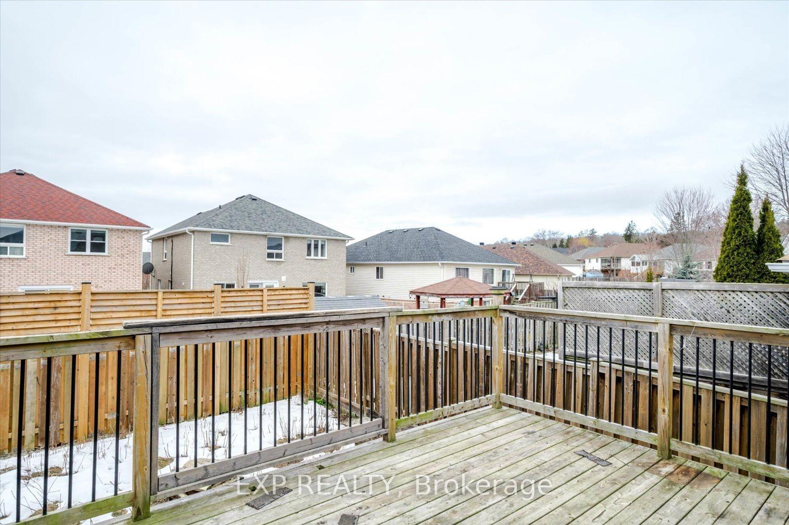 Photo 36 of 19 Parcells Crescent, Peterborough, Otonabee Ward 1 — HOMEH
