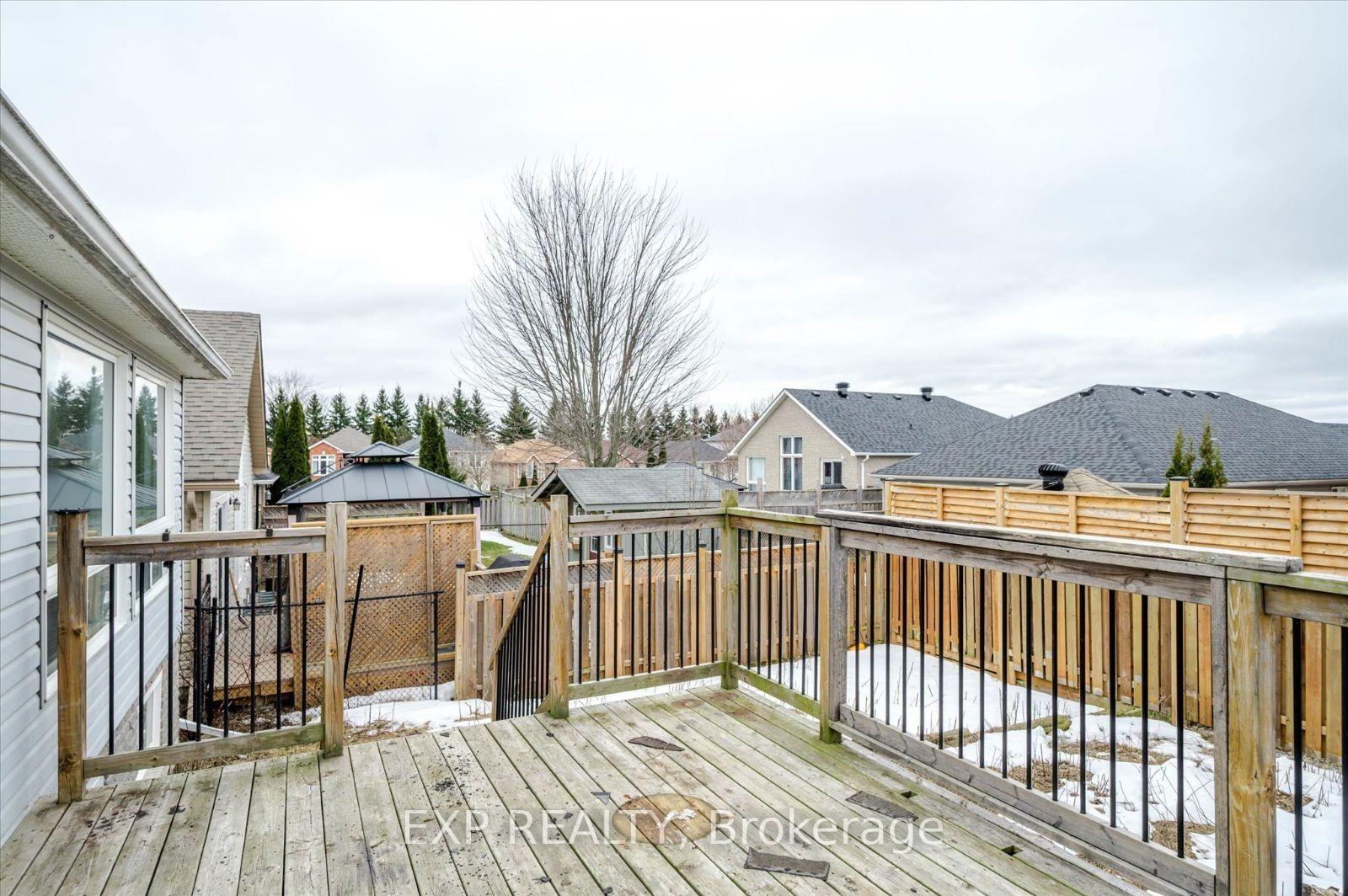 Photo 37 of 19 Parcells Crescent, Peterborough, Otonabee Ward 1 — HOMEH