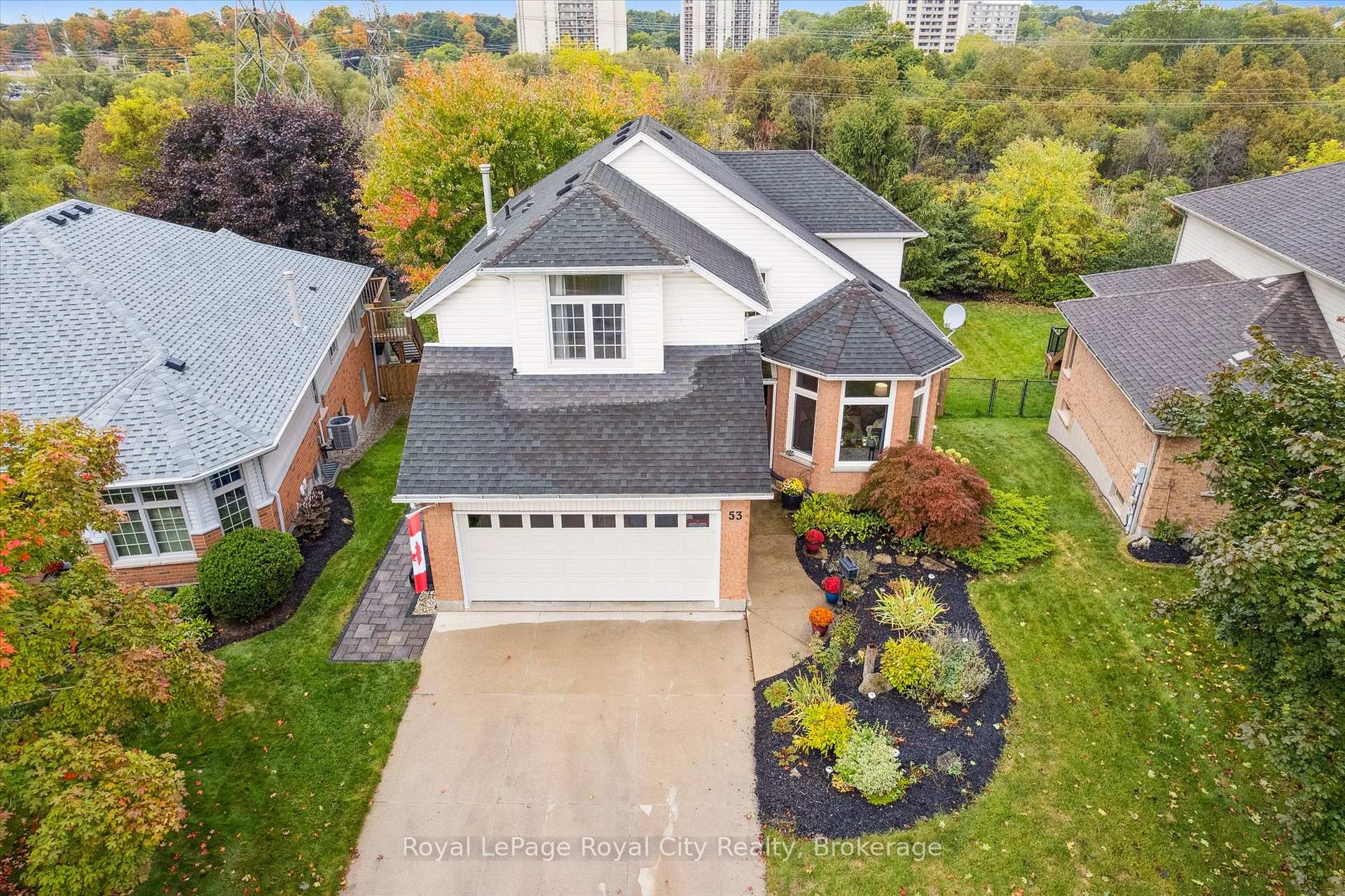 Photo 41 of 53 Pacific Place, Guelph, Dovercliffe Park/Old University — HOMEH